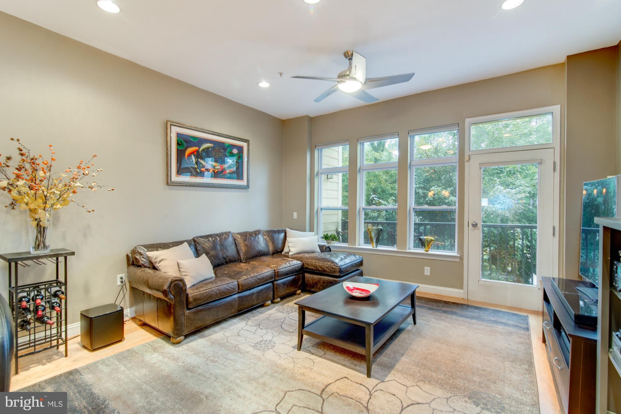 ROSSLYN - Residential