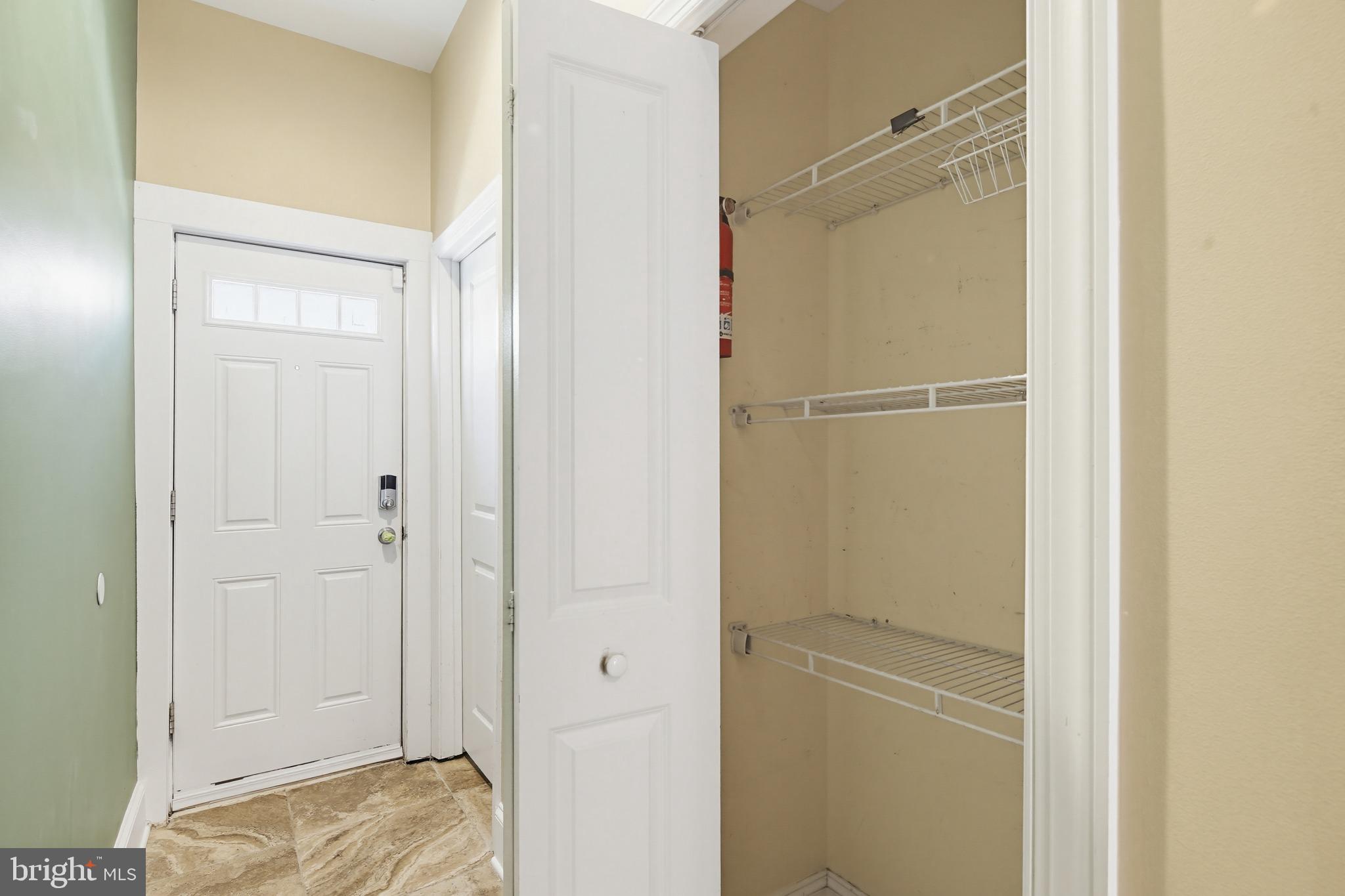 RIVERSIDE - Residential