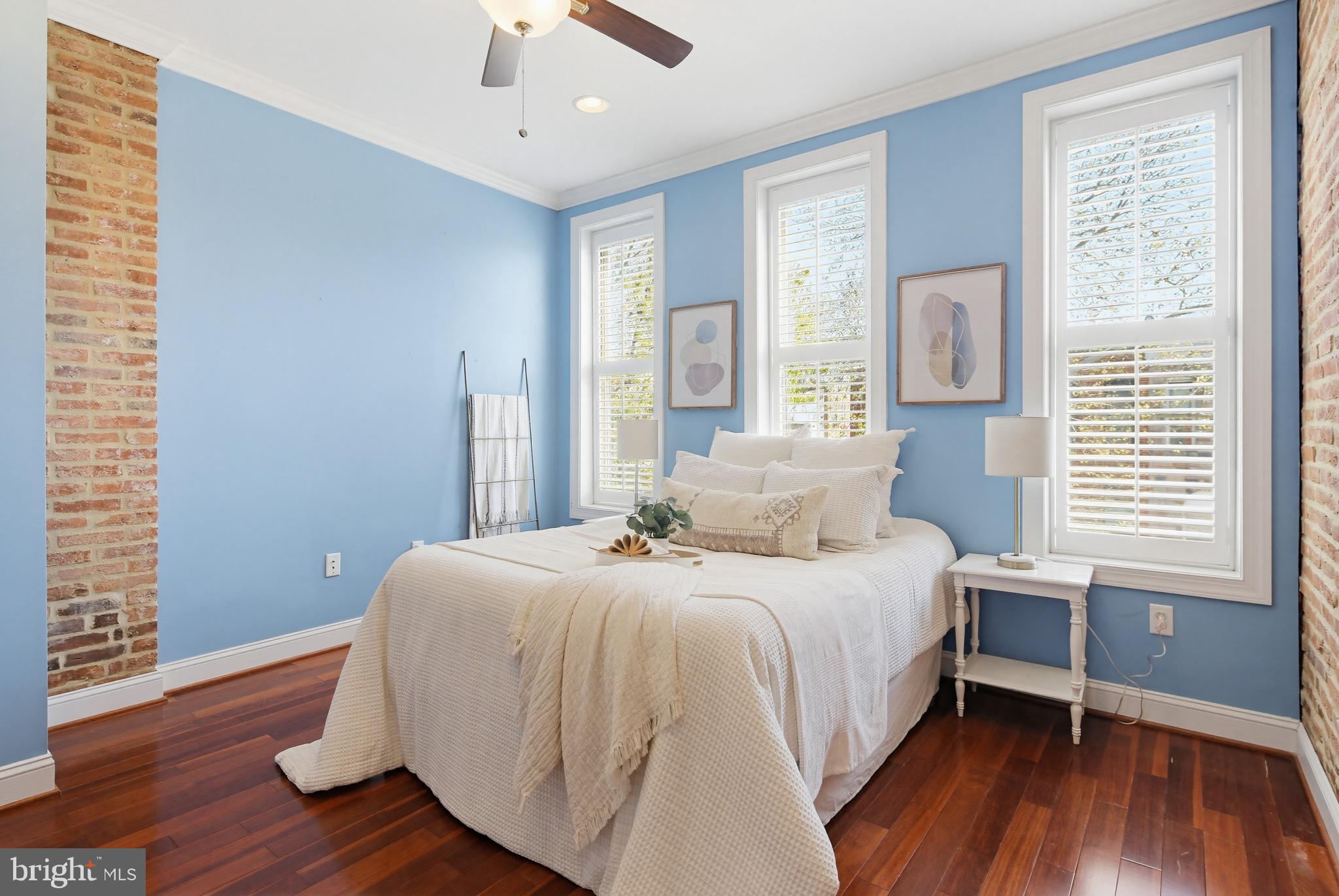 RIVERSIDE - Residential