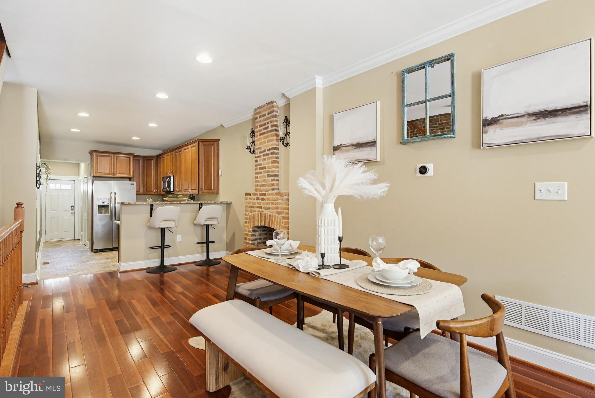 RIVERSIDE - Residential