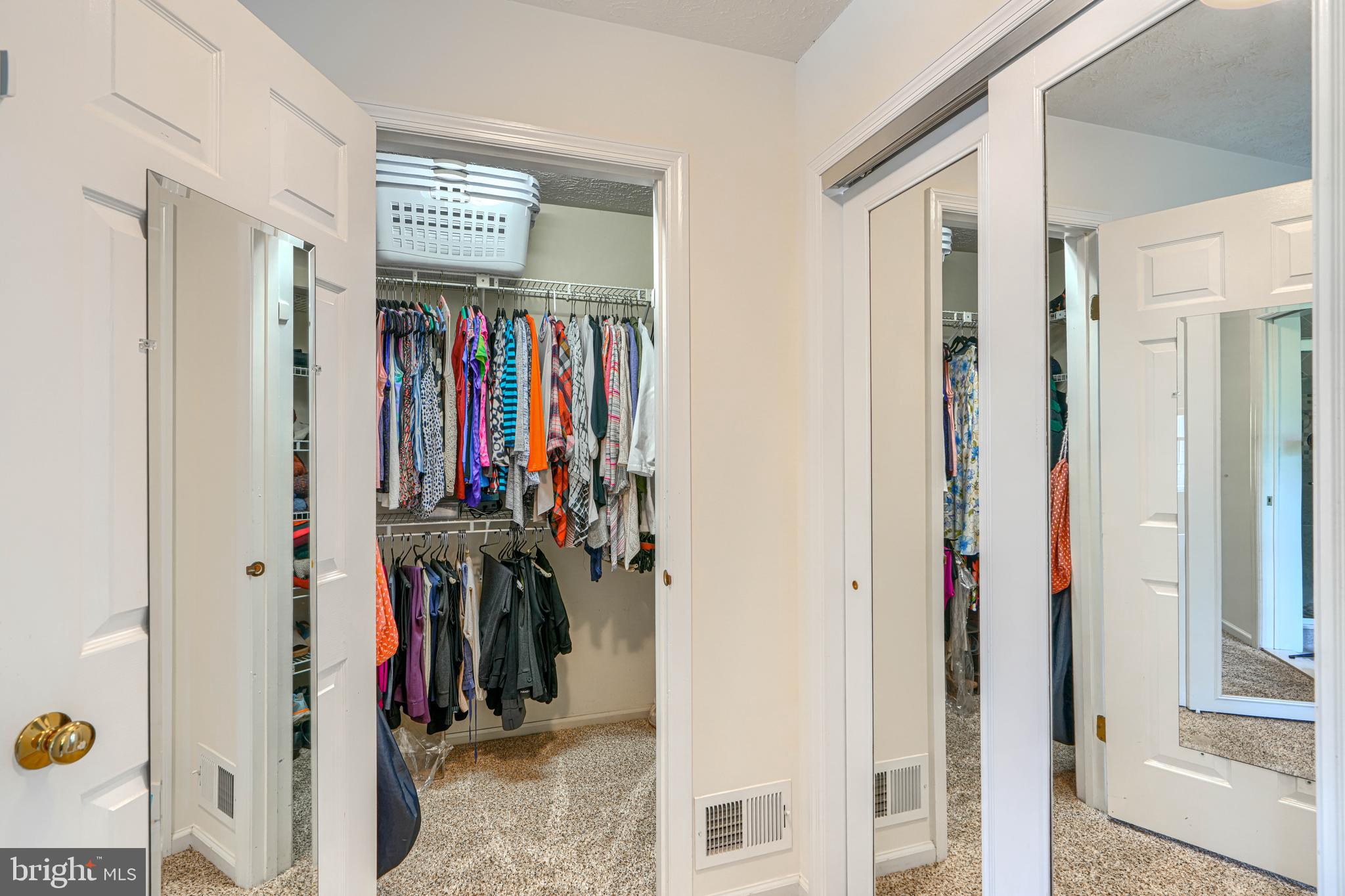 DORSEY HALL - Residential