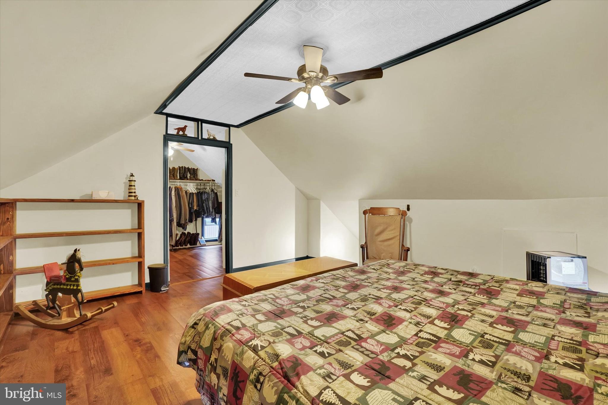 WINDSOR - Residential