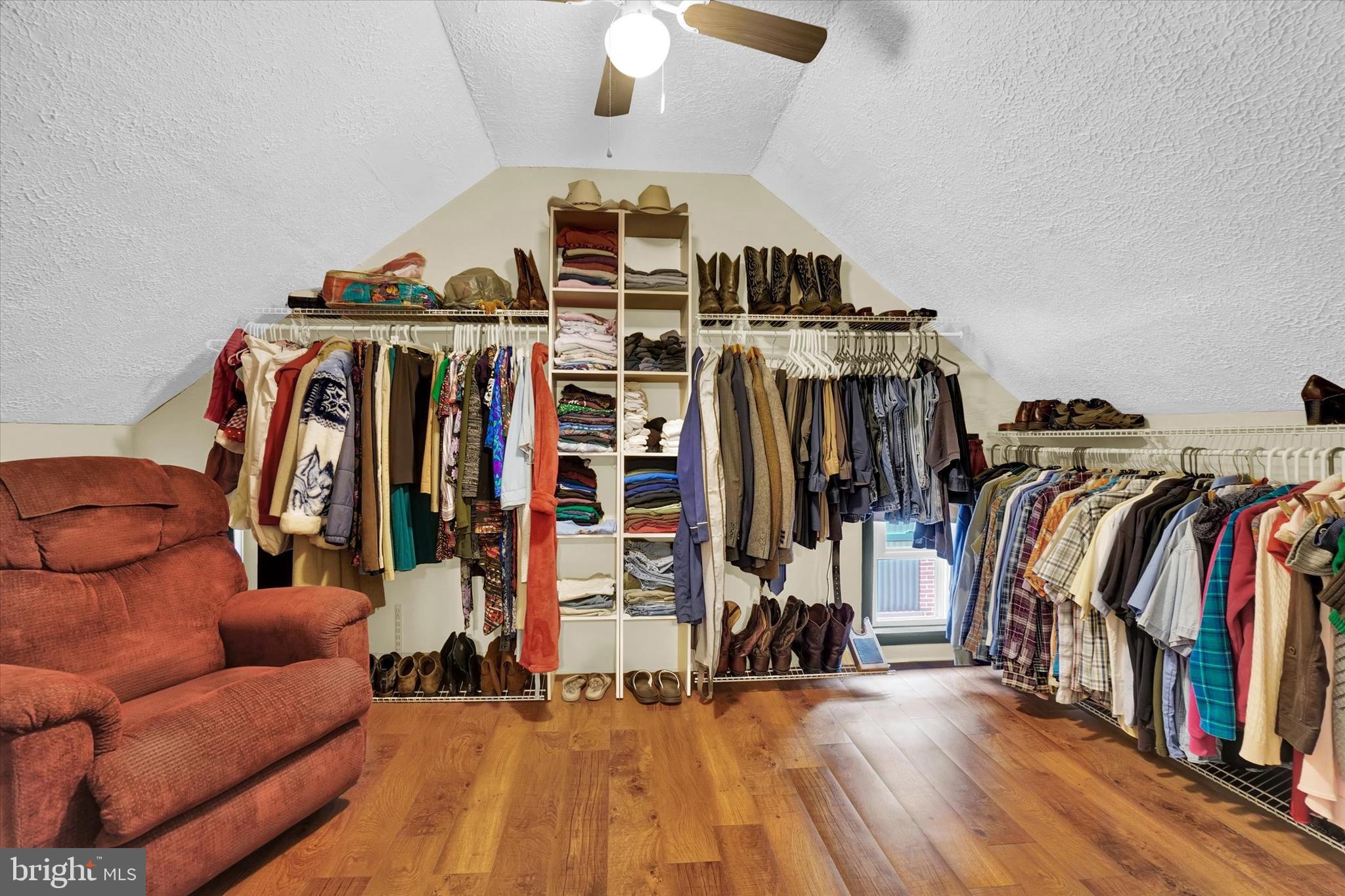 WINDSOR - Residential