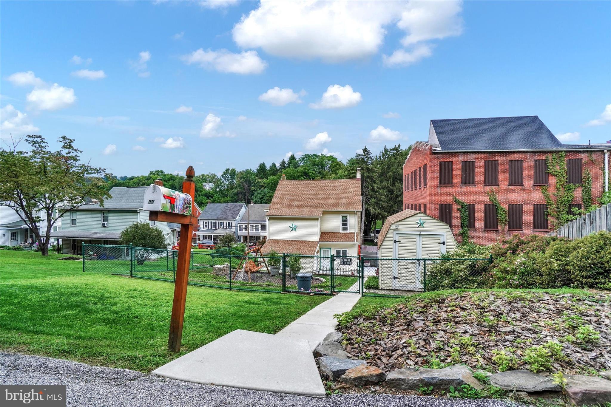 WINDSOR - Residential