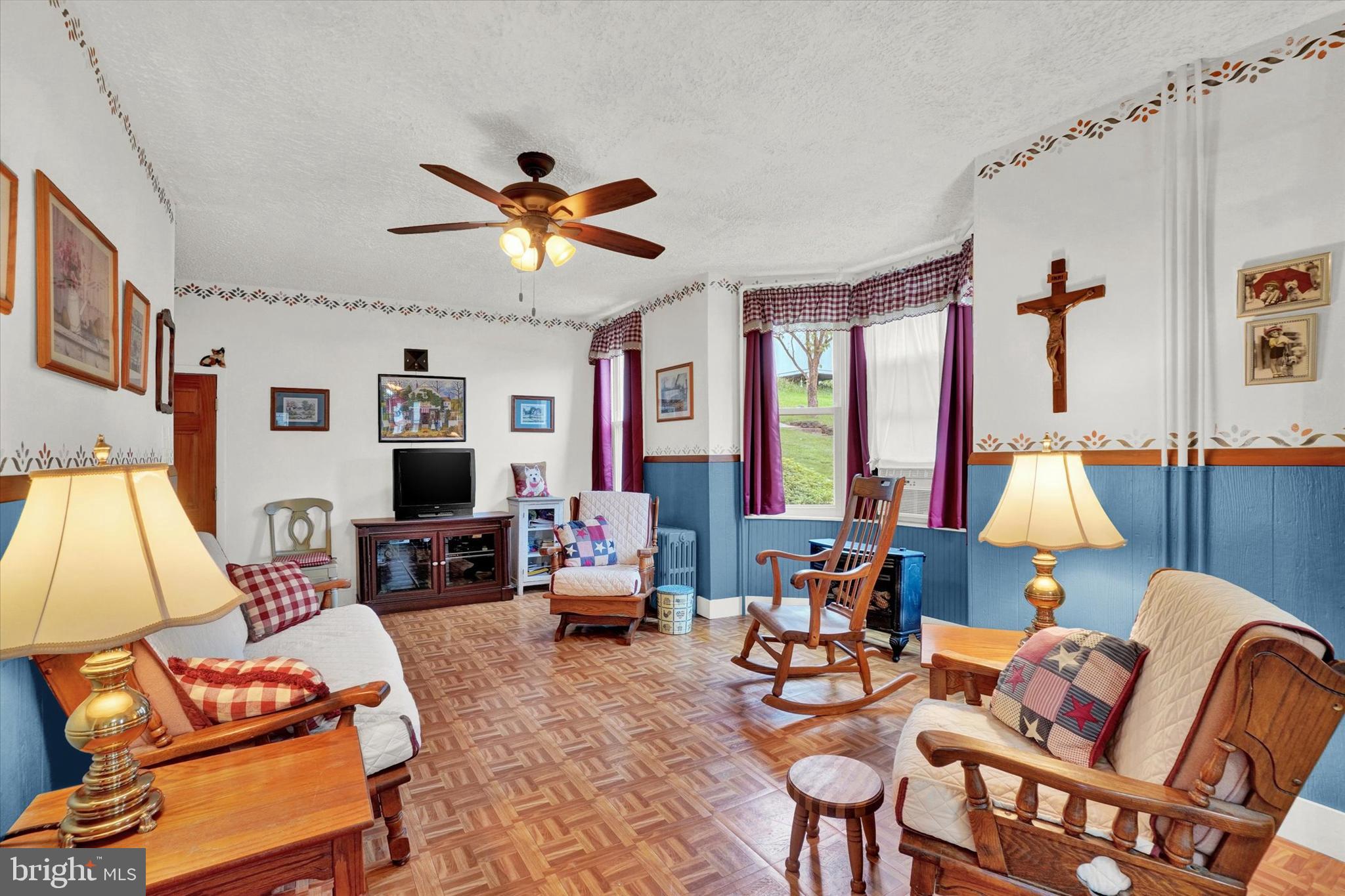 WINDSOR - Residential