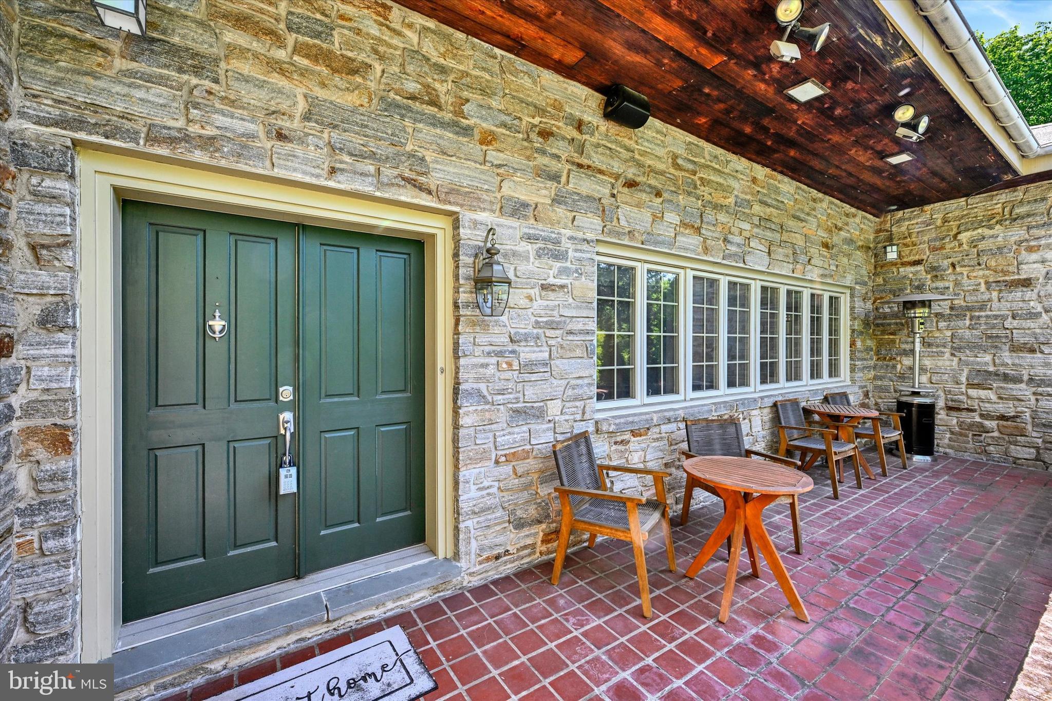 ROLAND PARK - Residential