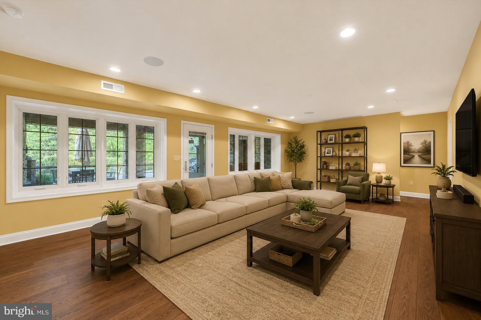 ROLAND PARK - Residential