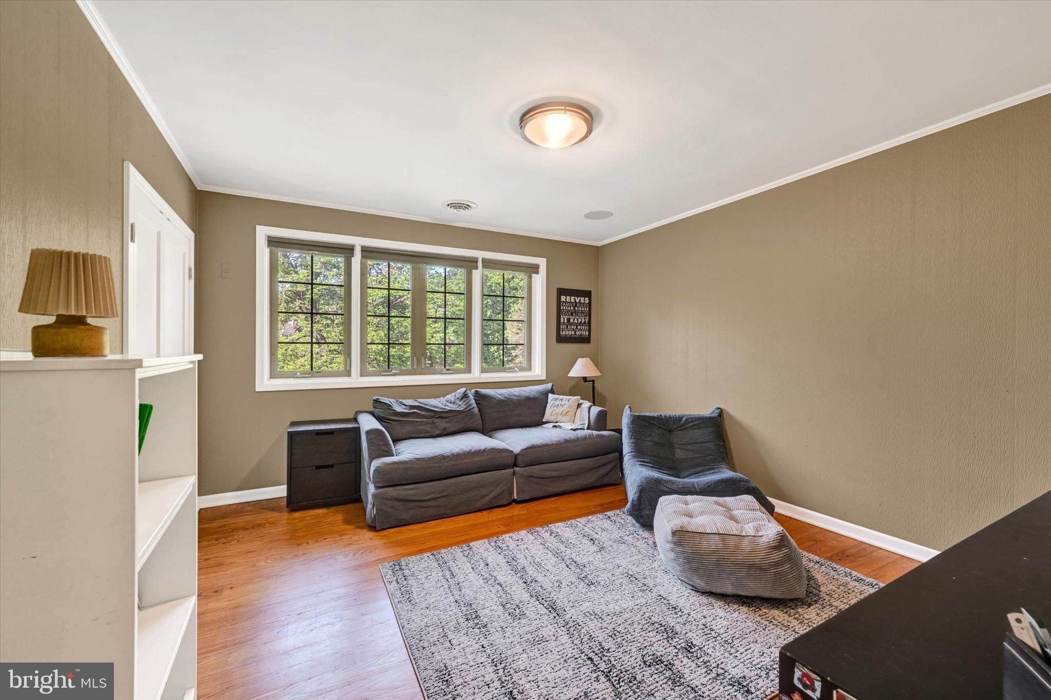 ROLAND PARK - Residential
