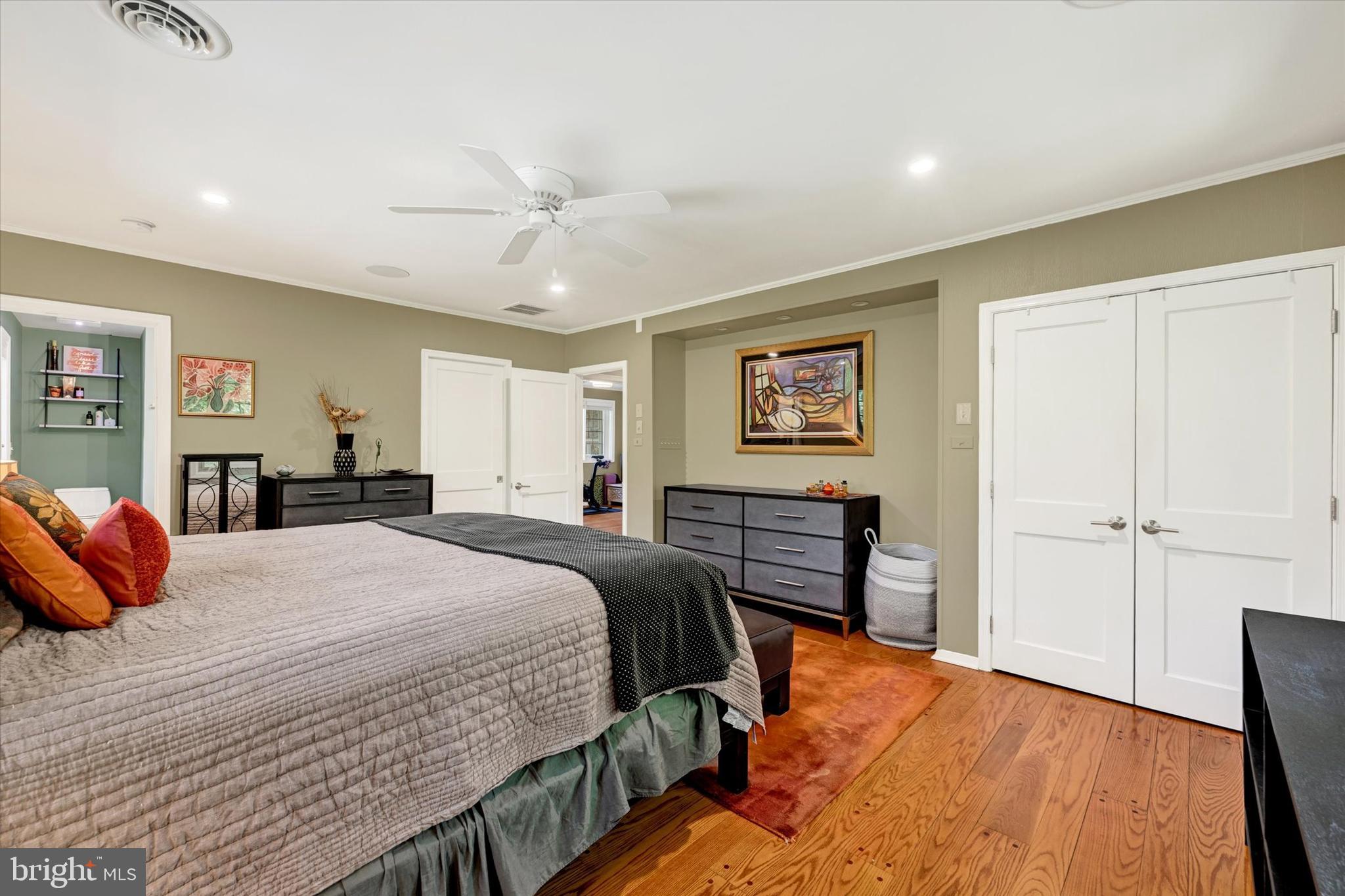 ROLAND PARK - Residential