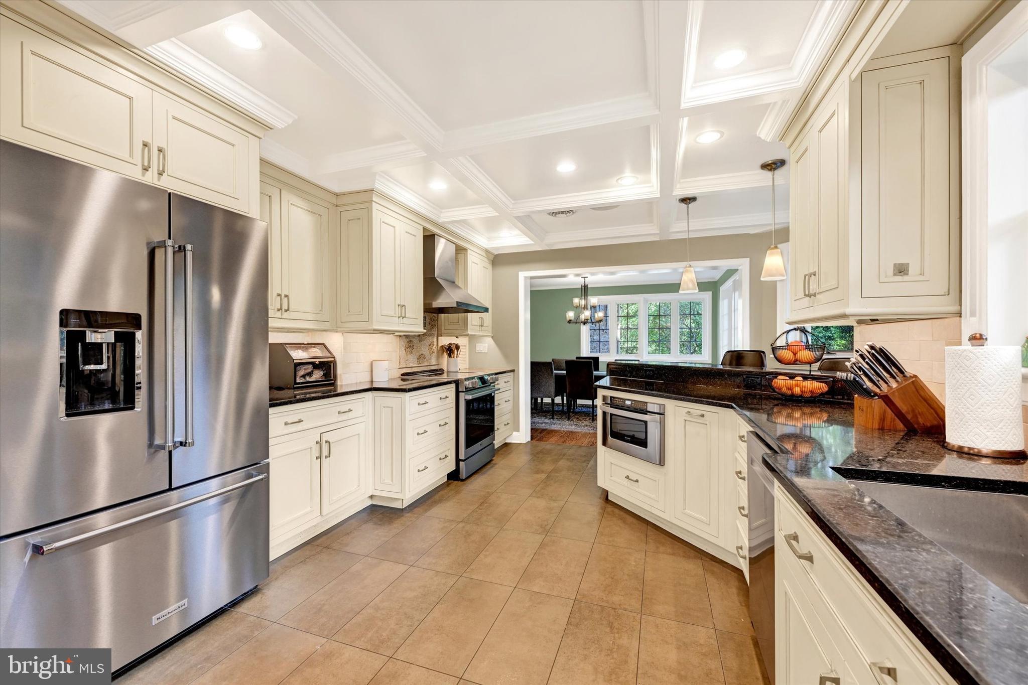 ROLAND PARK - Residential