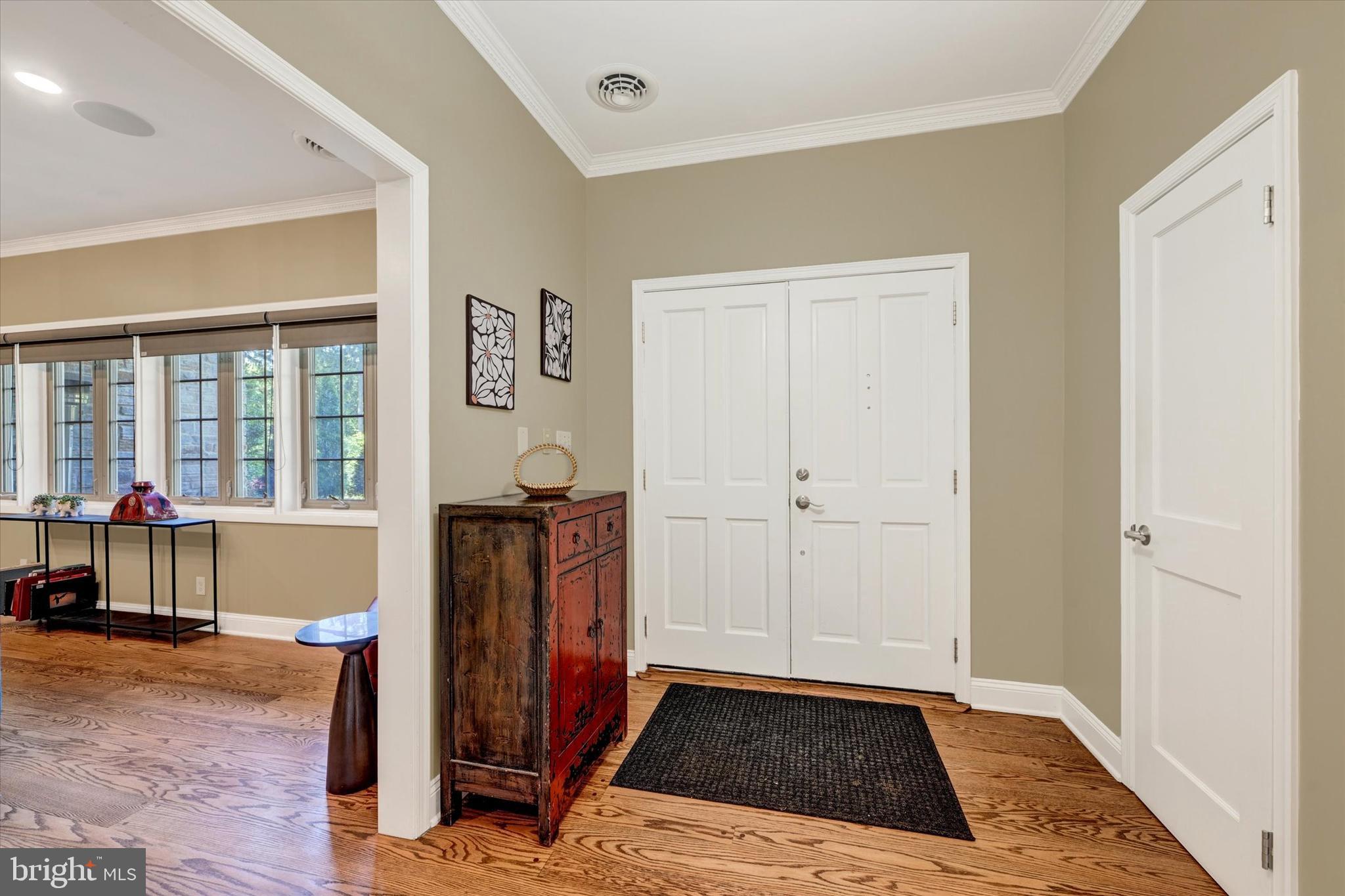 ROLAND PARK - Residential