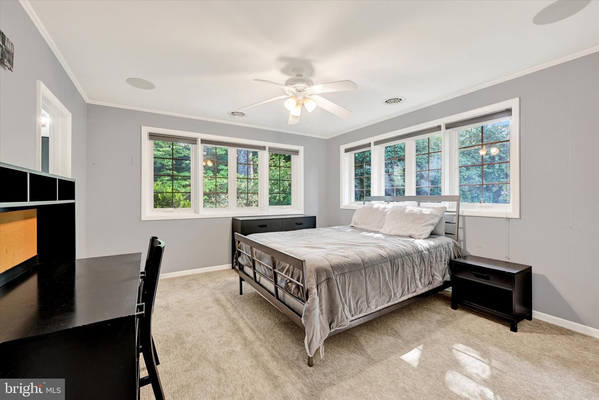 ROLAND PARK - Residential