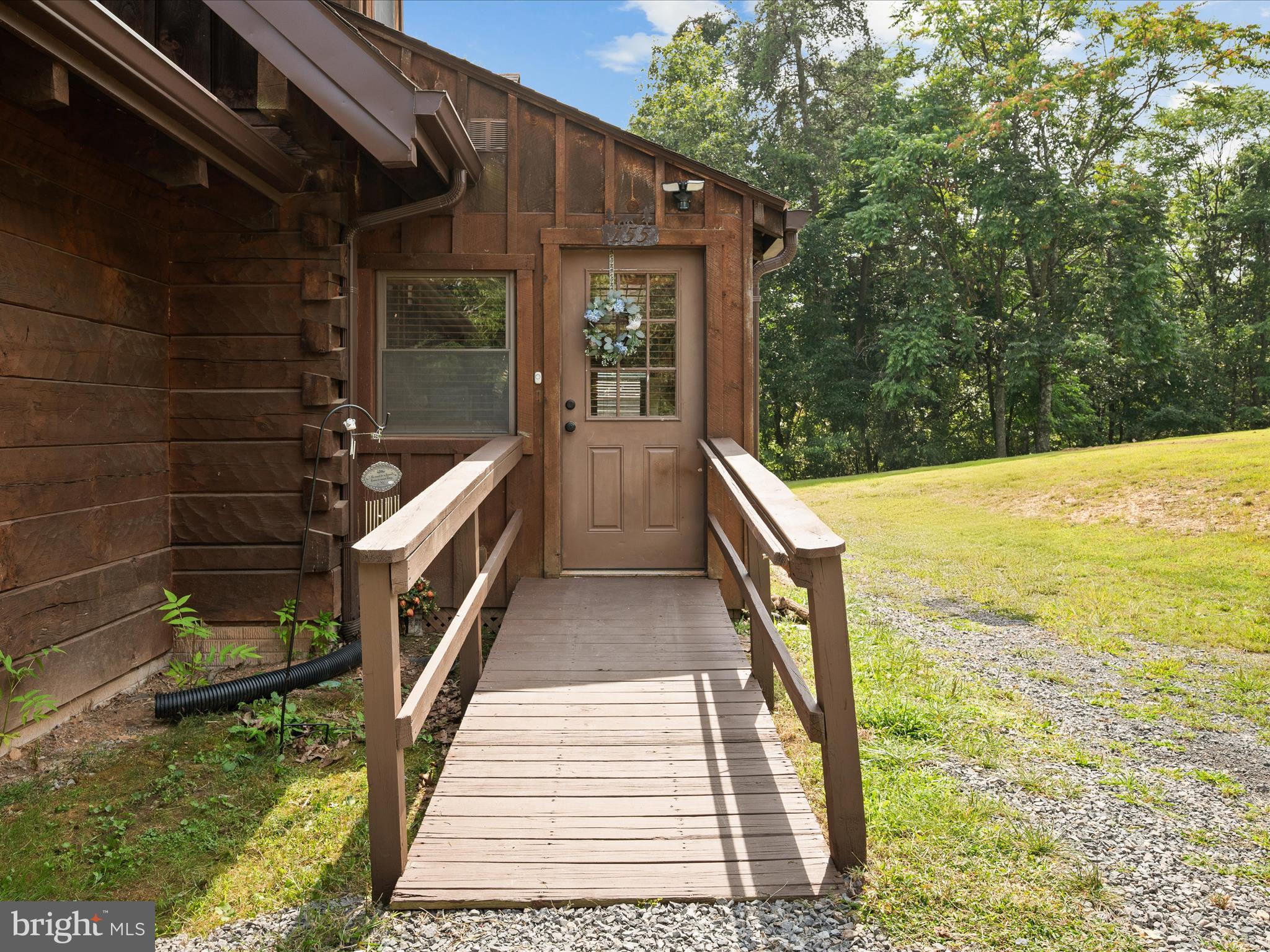 155 BLACKBERRY LANE