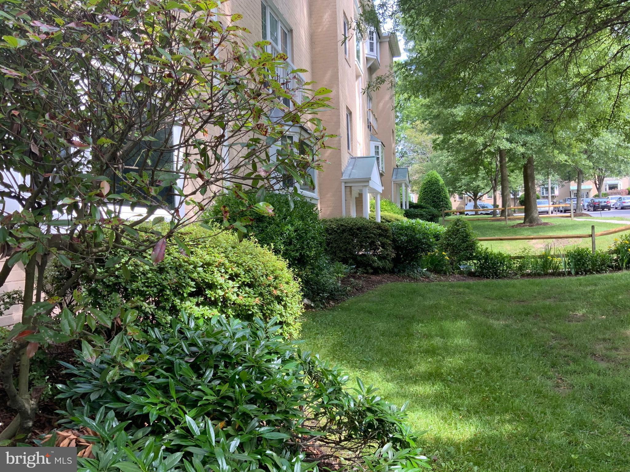 VILLAGES AT FALLS CHURCH - Residential