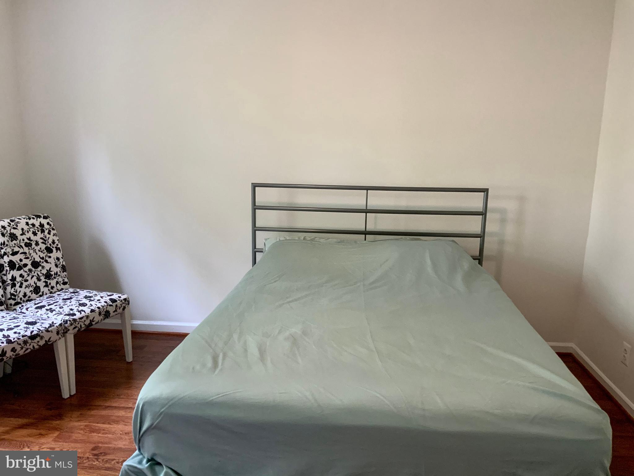 VILLAGES AT FALLS CHURCH - Residential