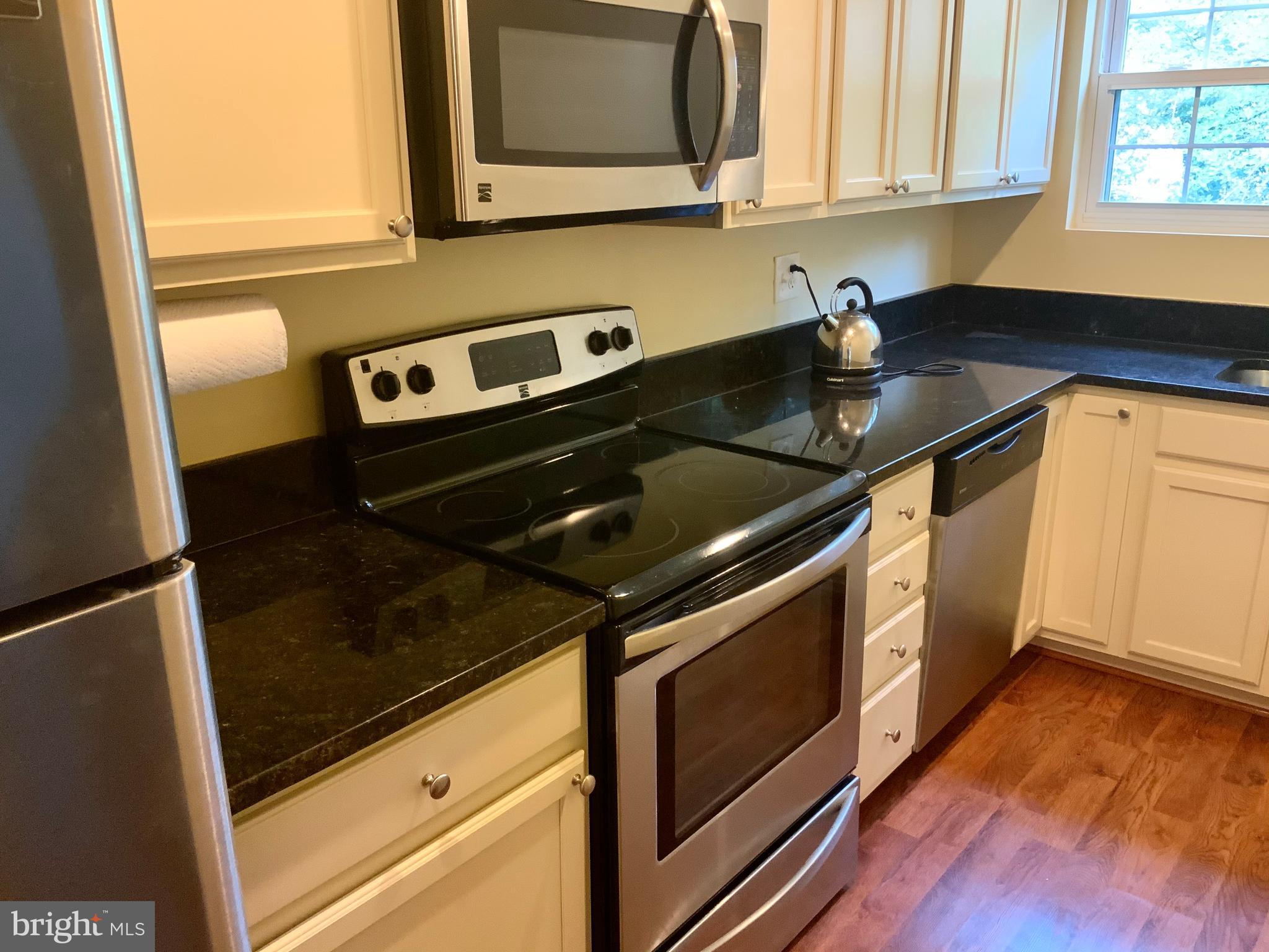 VILLAGES AT FALLS CHURCH - Residential