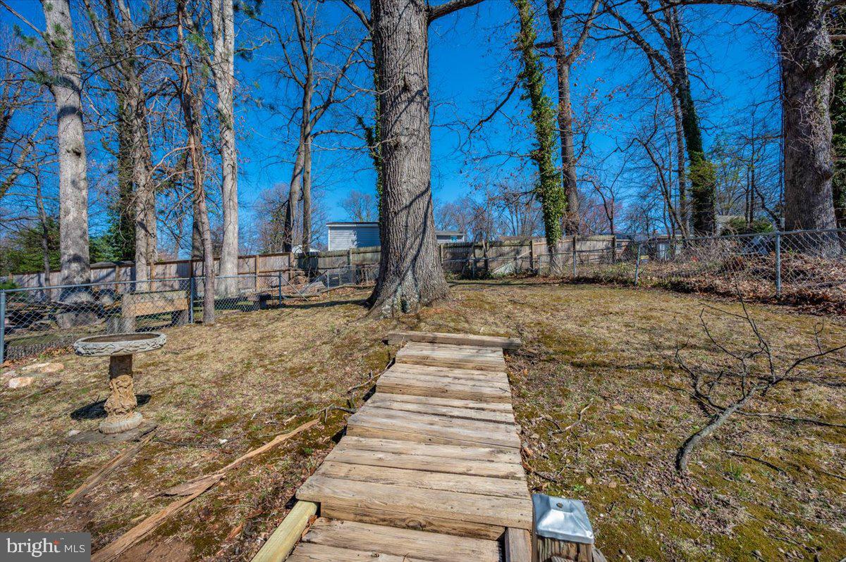 CONNECTICUT GARDENS - Residential