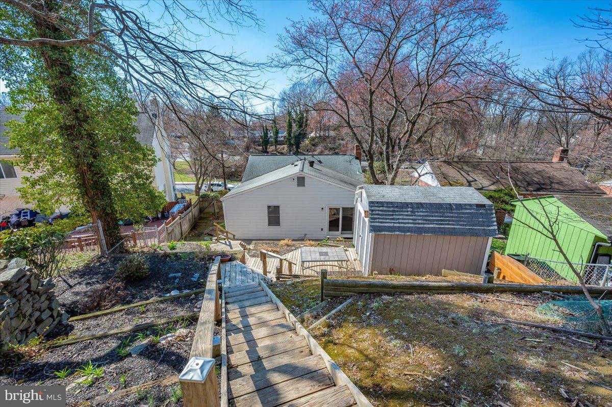 CONNECTICUT GARDENS - Residential