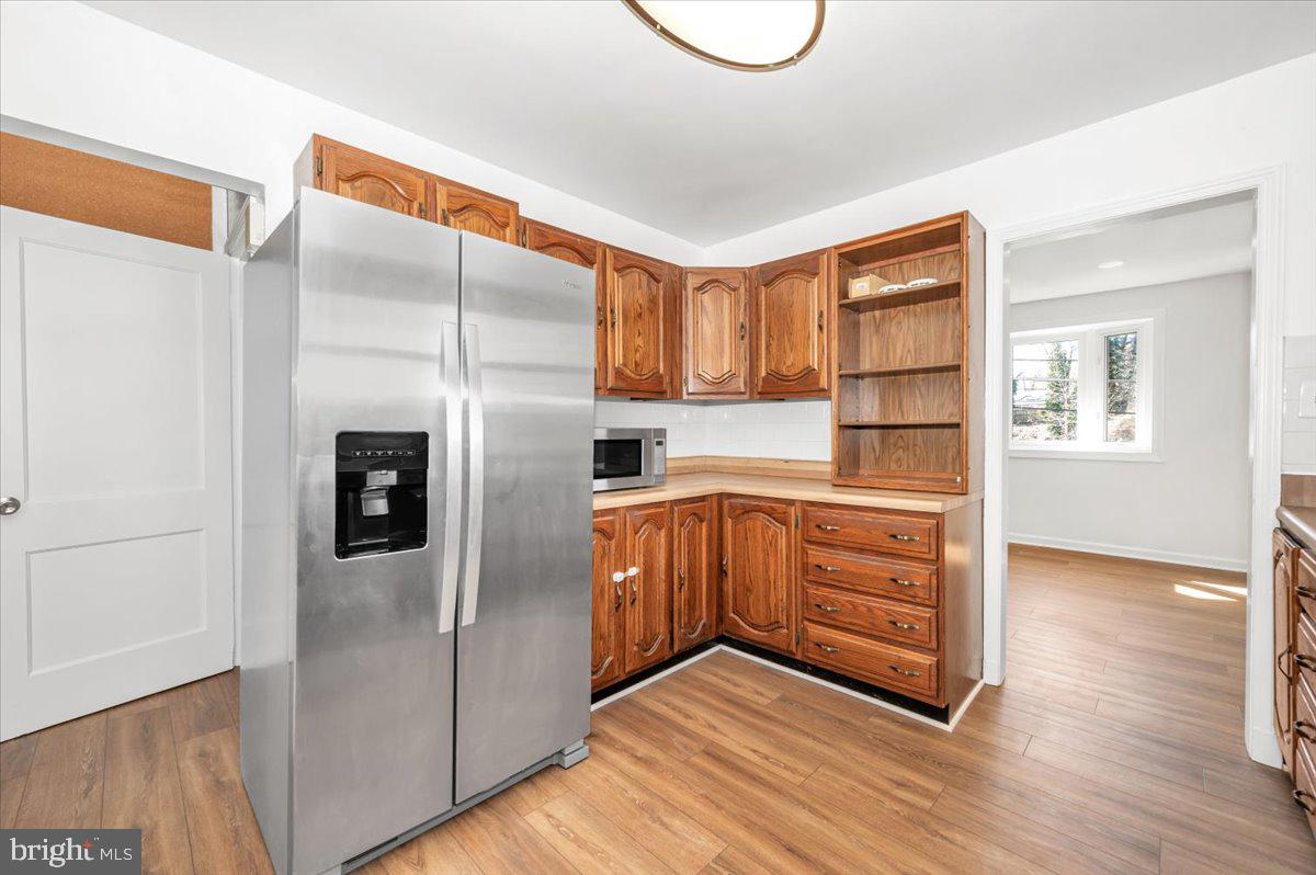 CONNECTICUT GARDENS - Residential