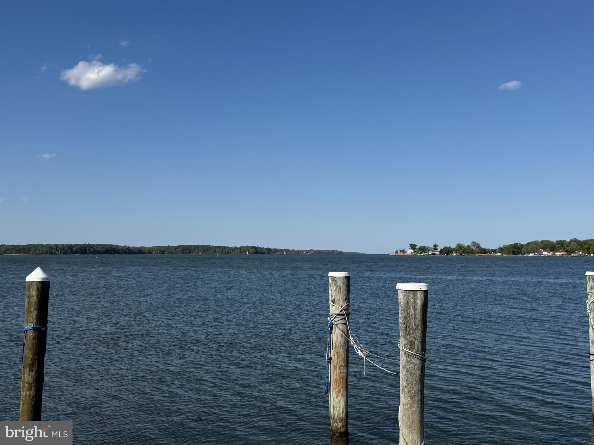 WEST RIVER YACHT HARBOUR - Residential
