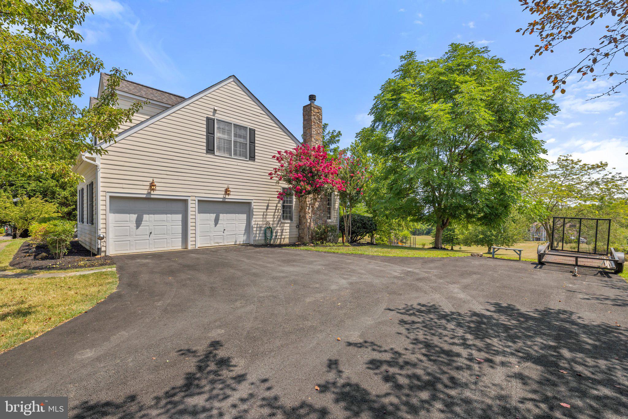 WATERFORD MEADOWS - Residential