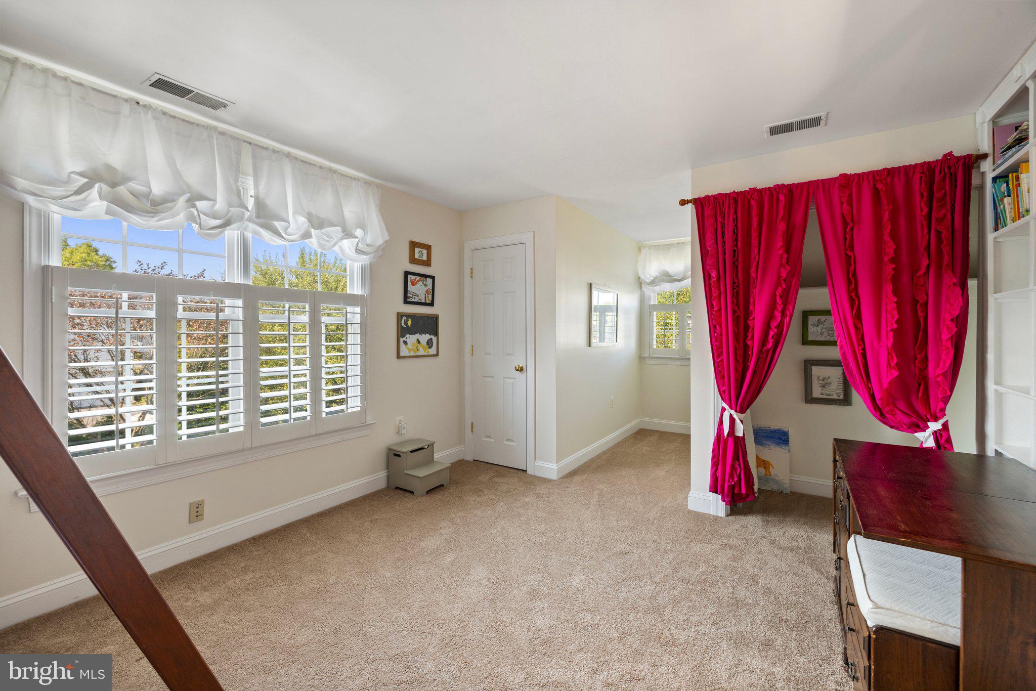 WATERFORD MEADOWS - Residential