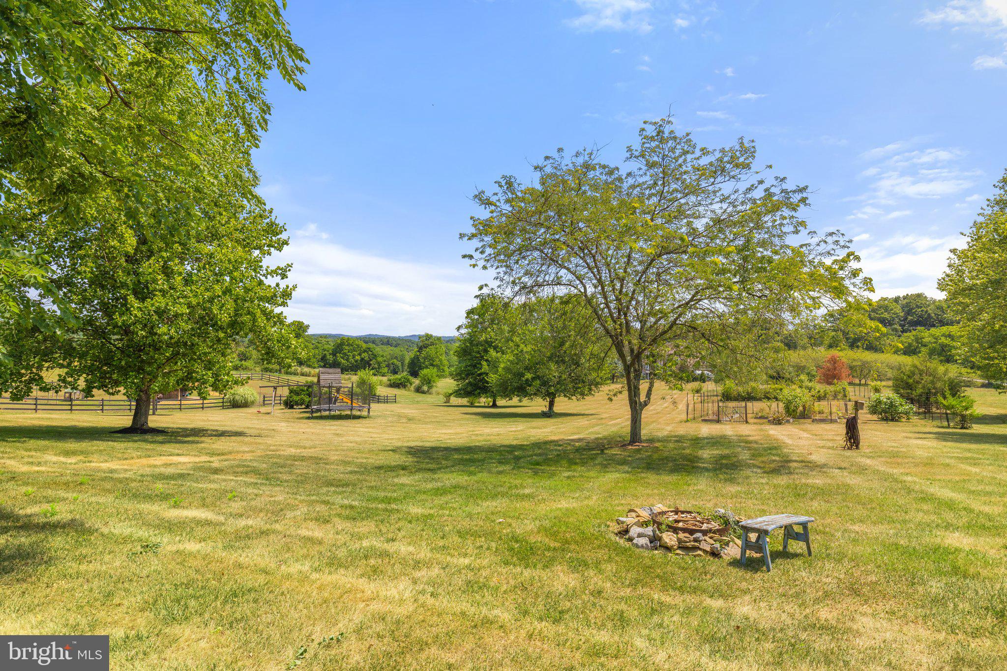 WATERFORD MEADOWS - Residential