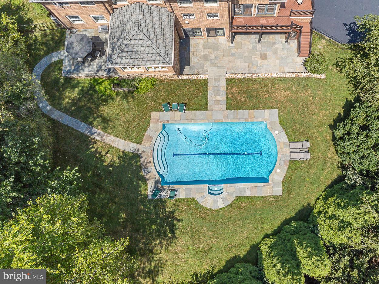 BRYN MAWR - Residential