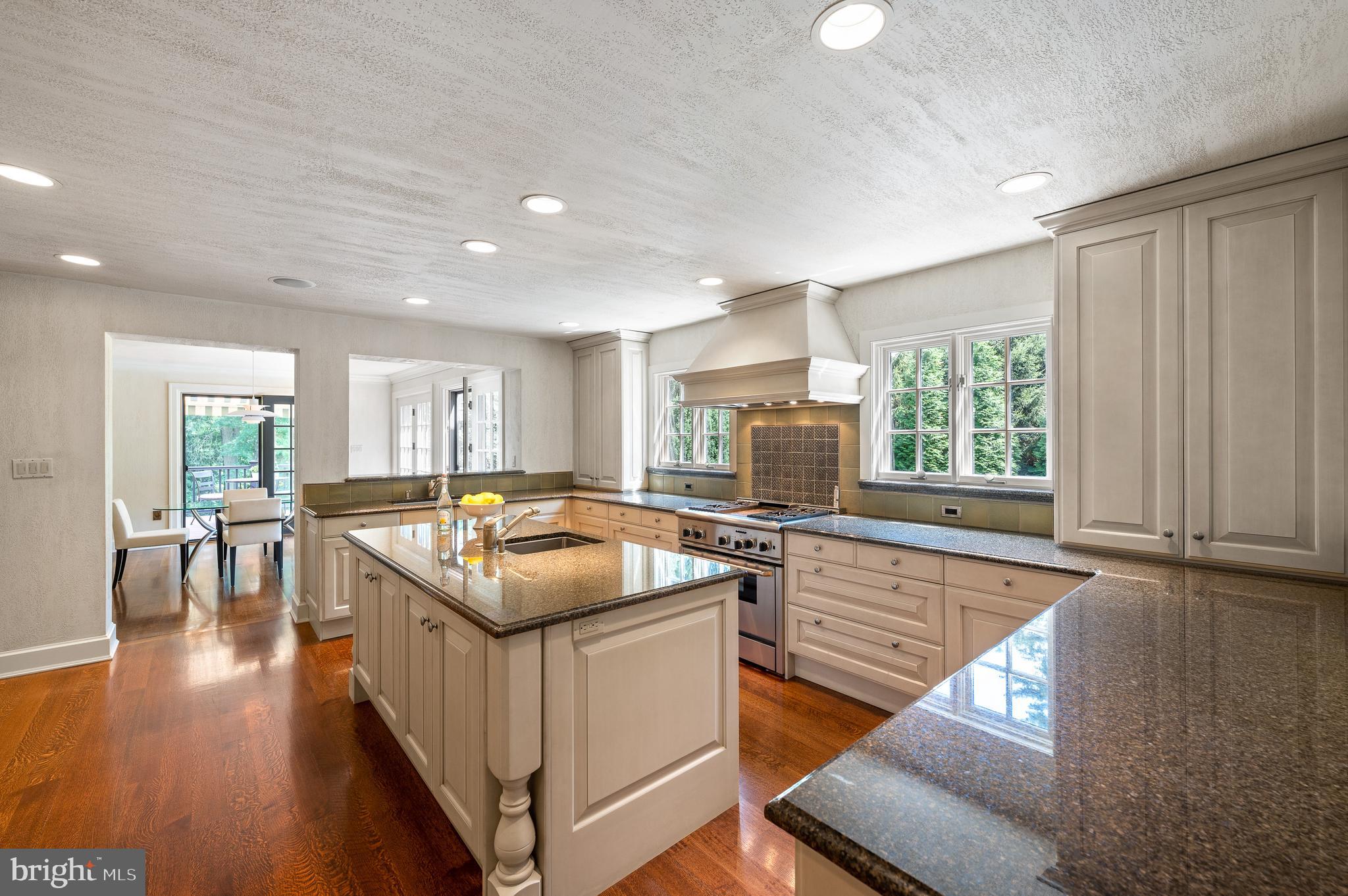 BRYN MAWR - Residential