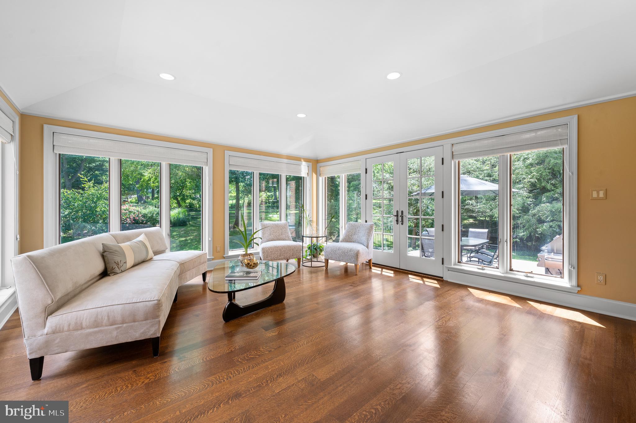 BRYN MAWR - Residential