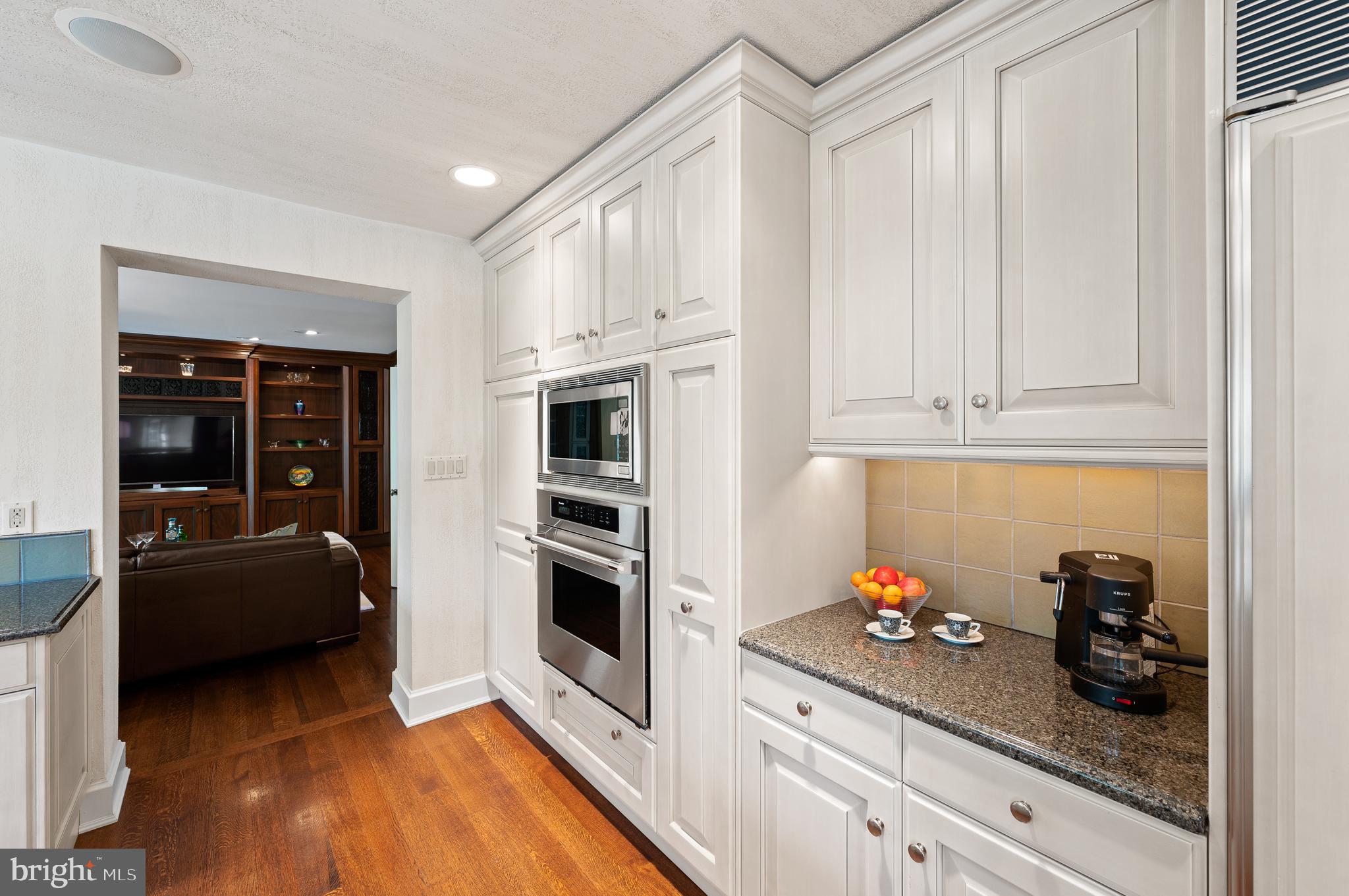 BRYN MAWR - Residential