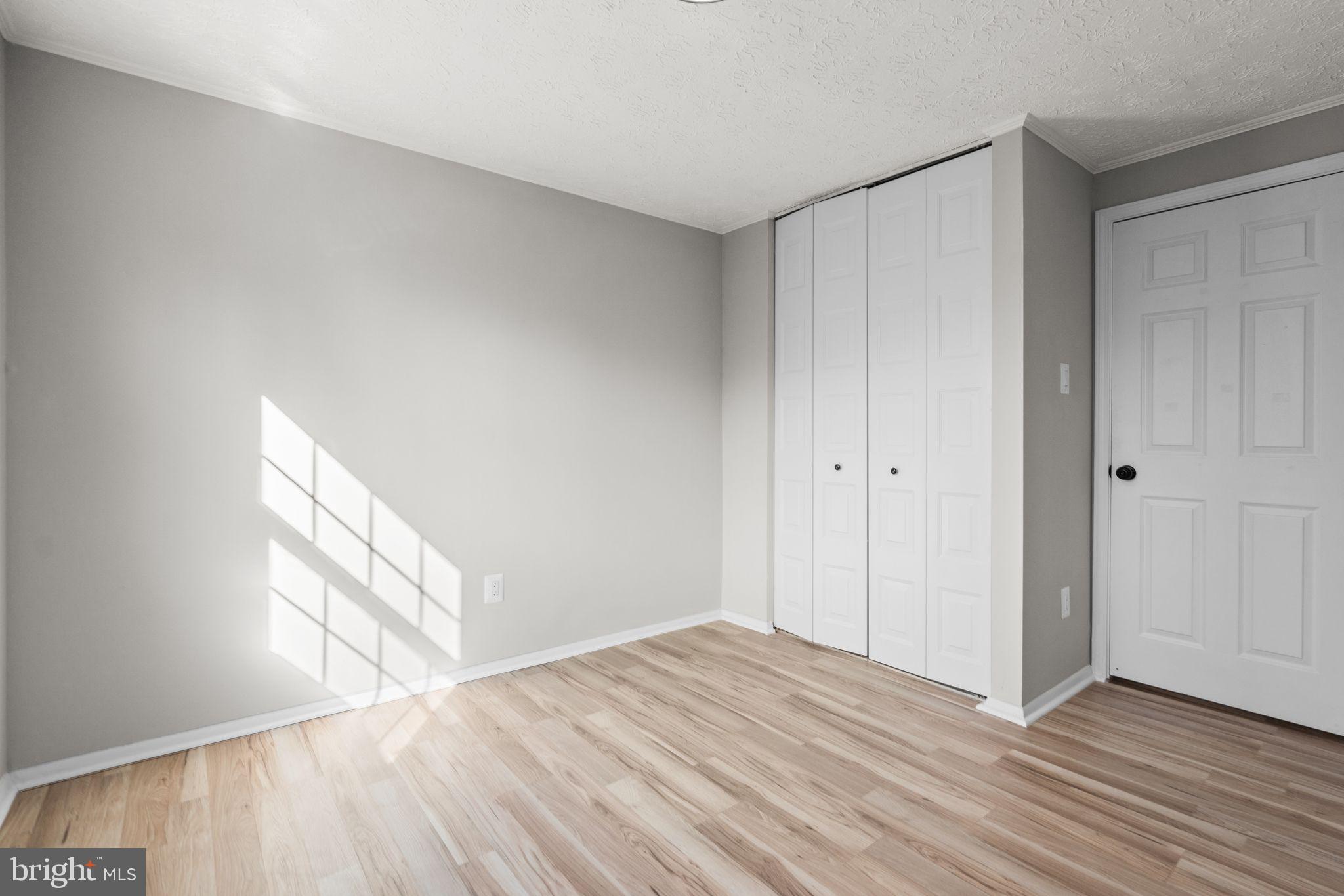 WHITFIELD GREEN - Residential