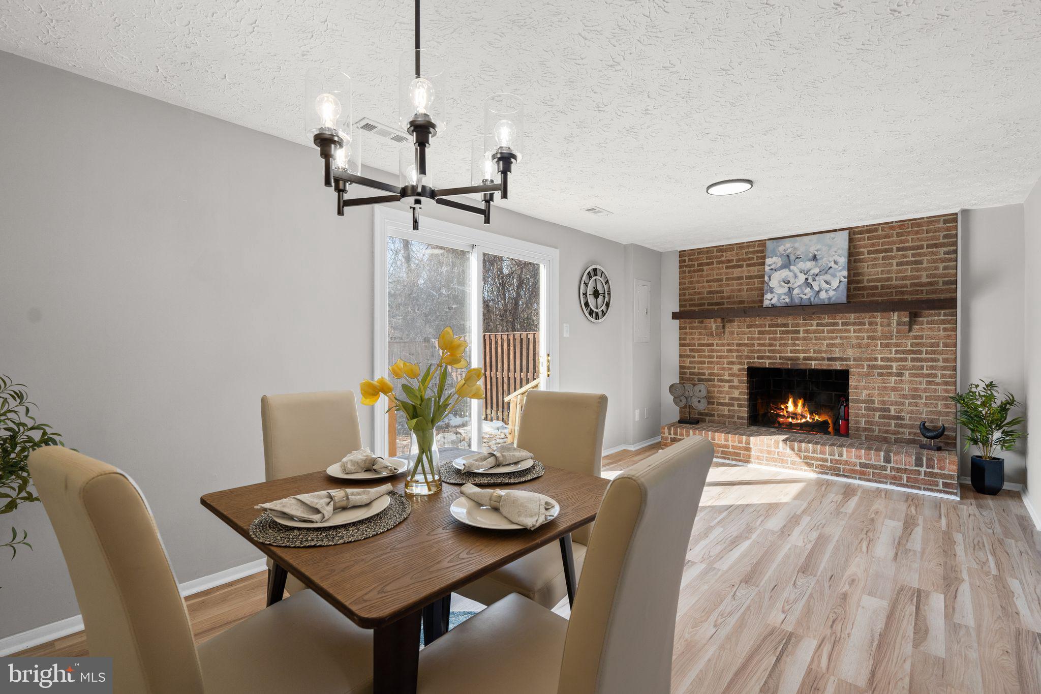 WHITFIELD GREEN - Residential