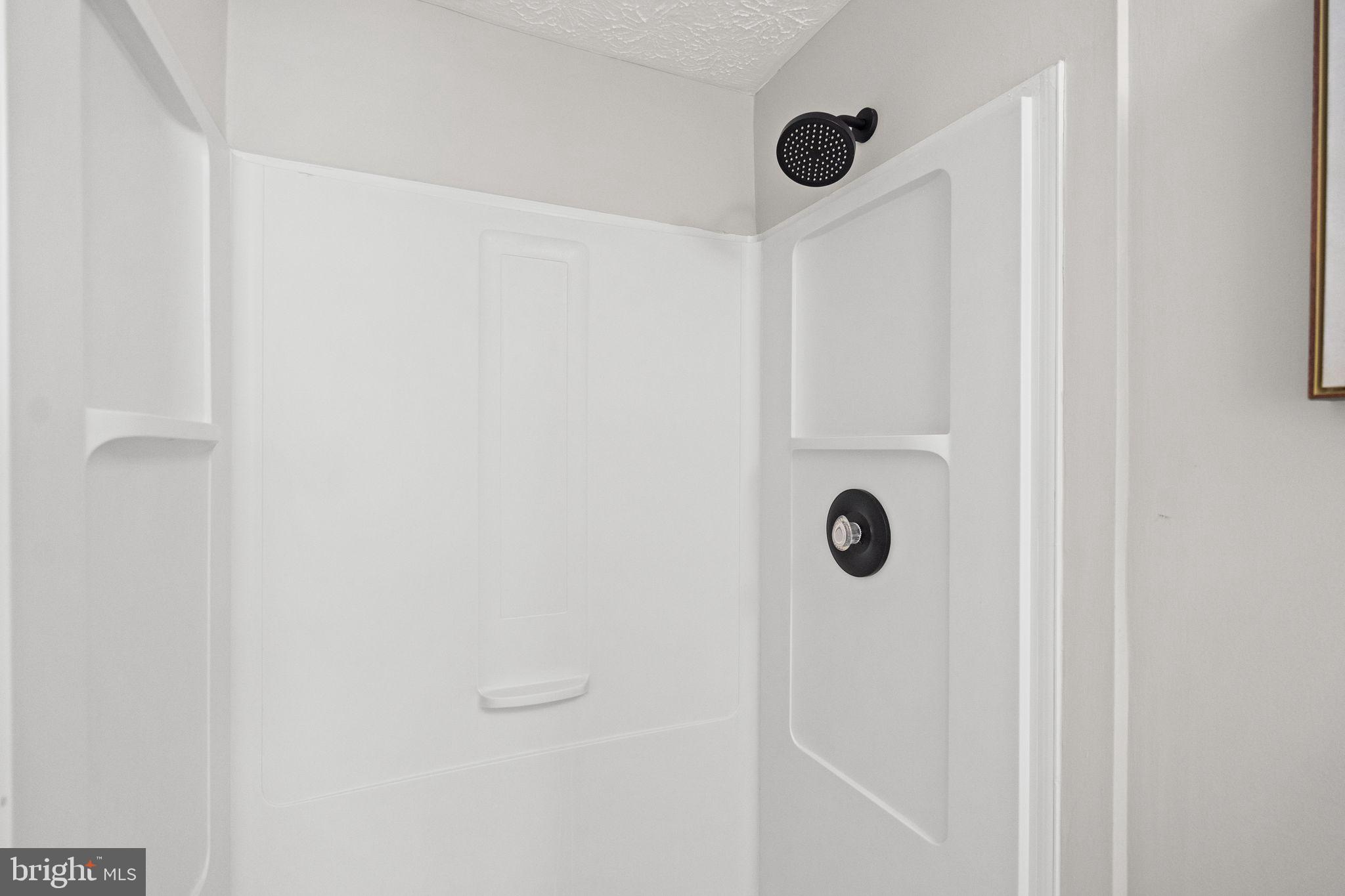 WHITFIELD GREEN - Residential