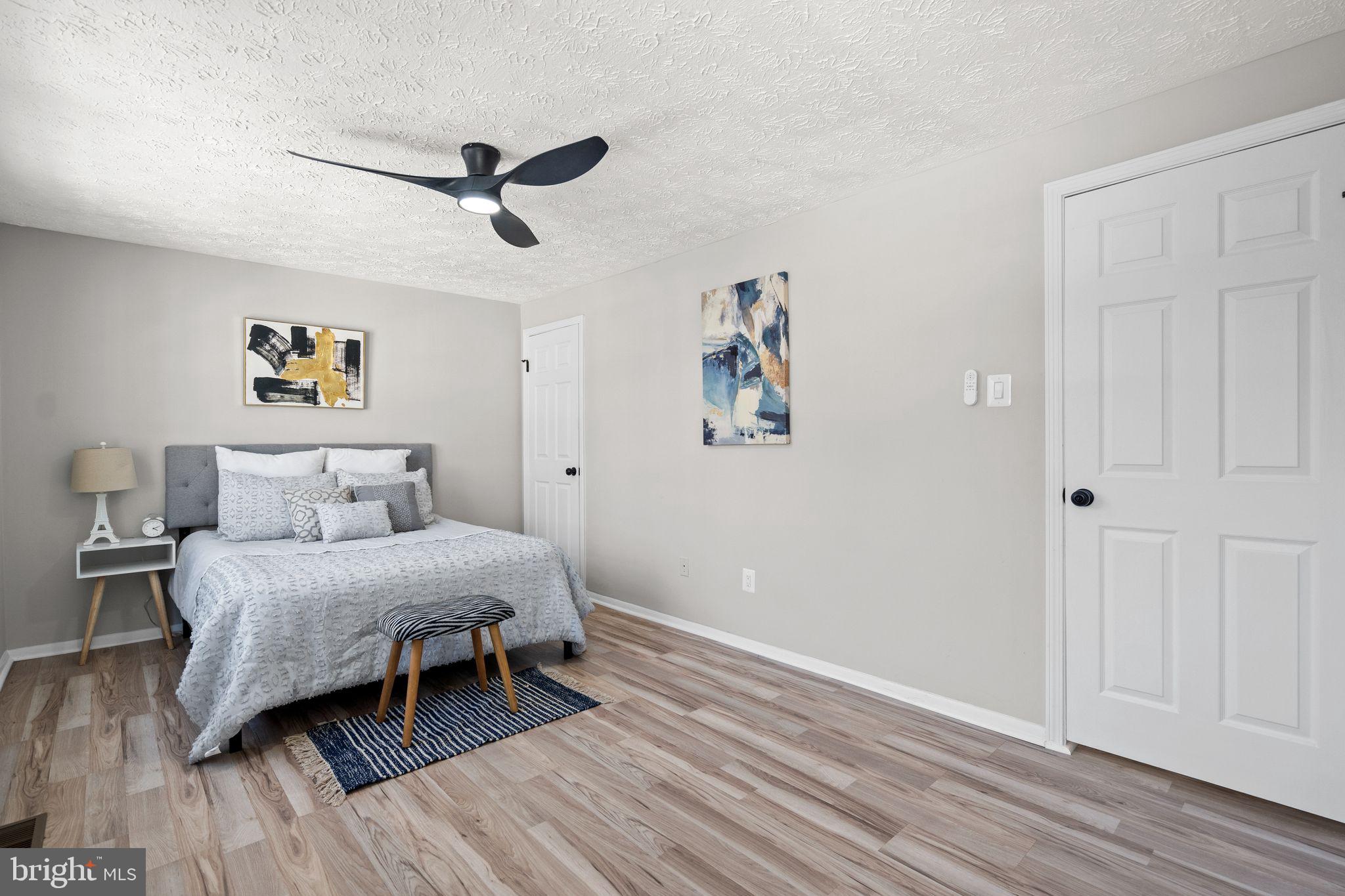 WHITFIELD GREEN - Residential