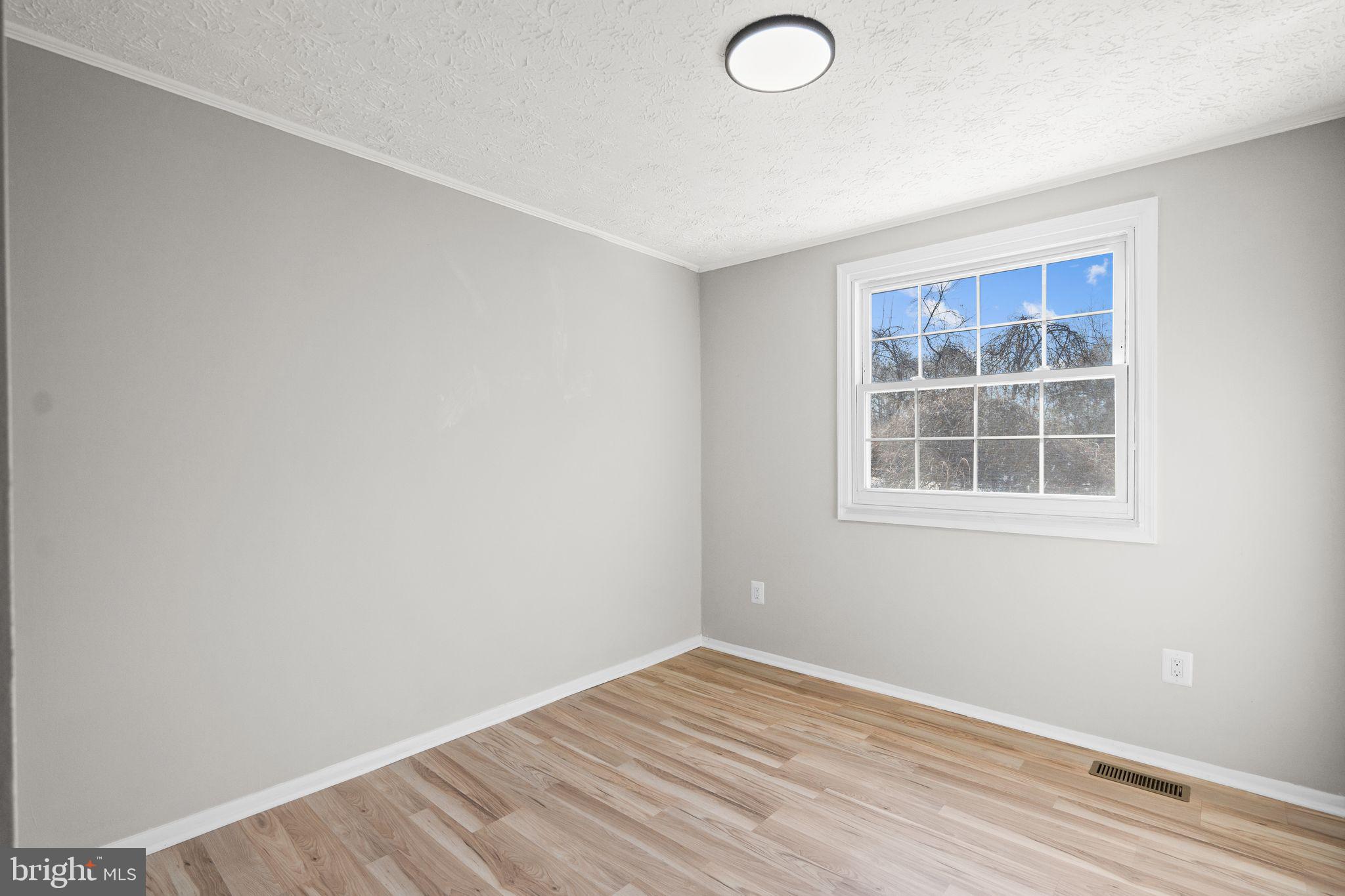 WHITFIELD GREEN - Residential