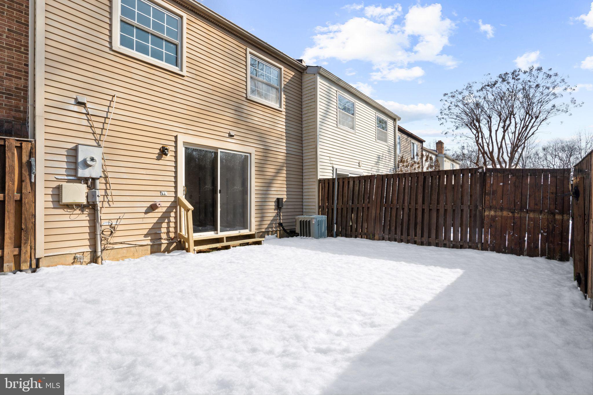 WHITFIELD GREEN - Residential