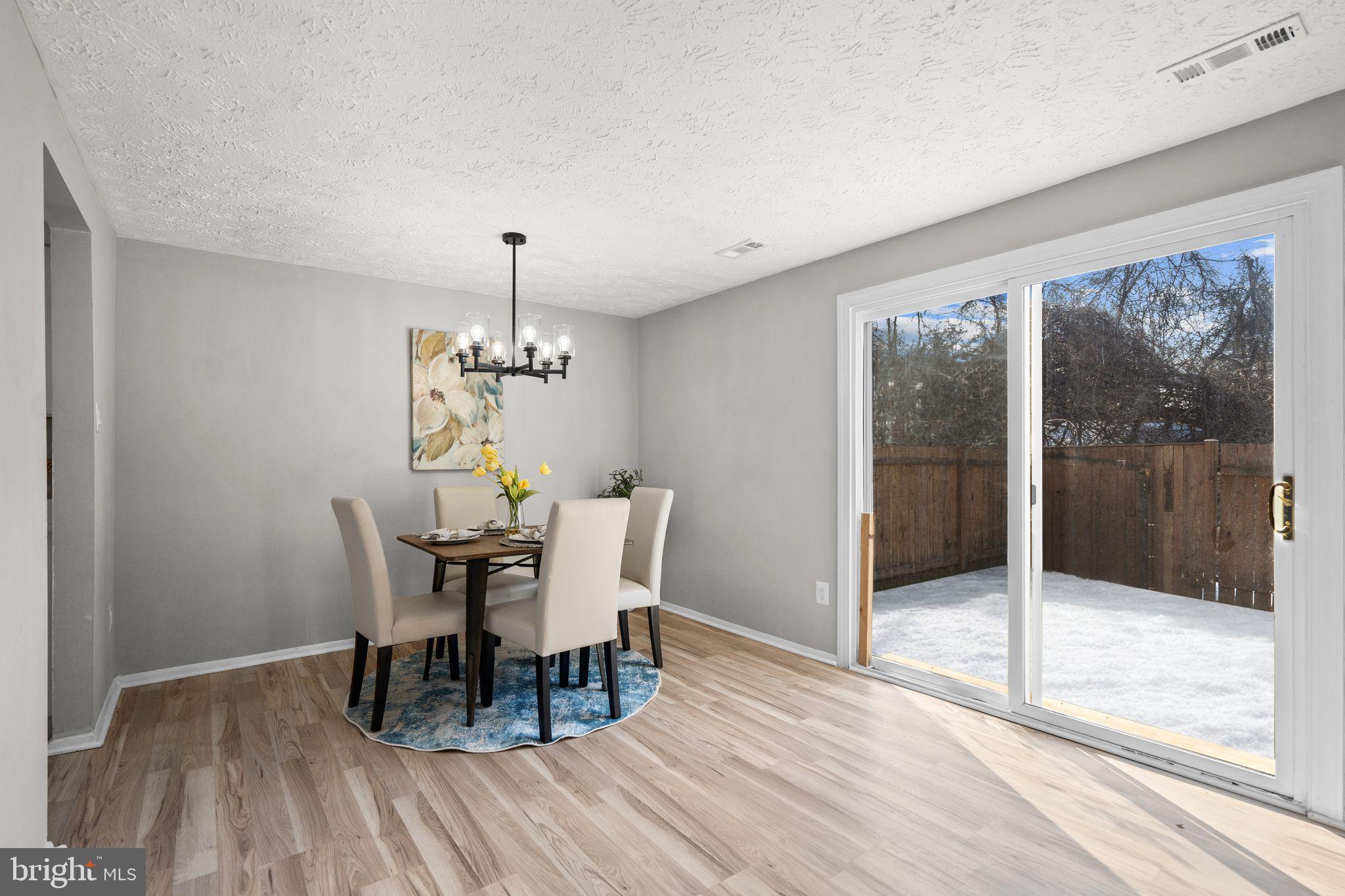 WHITFIELD GREEN - Residential