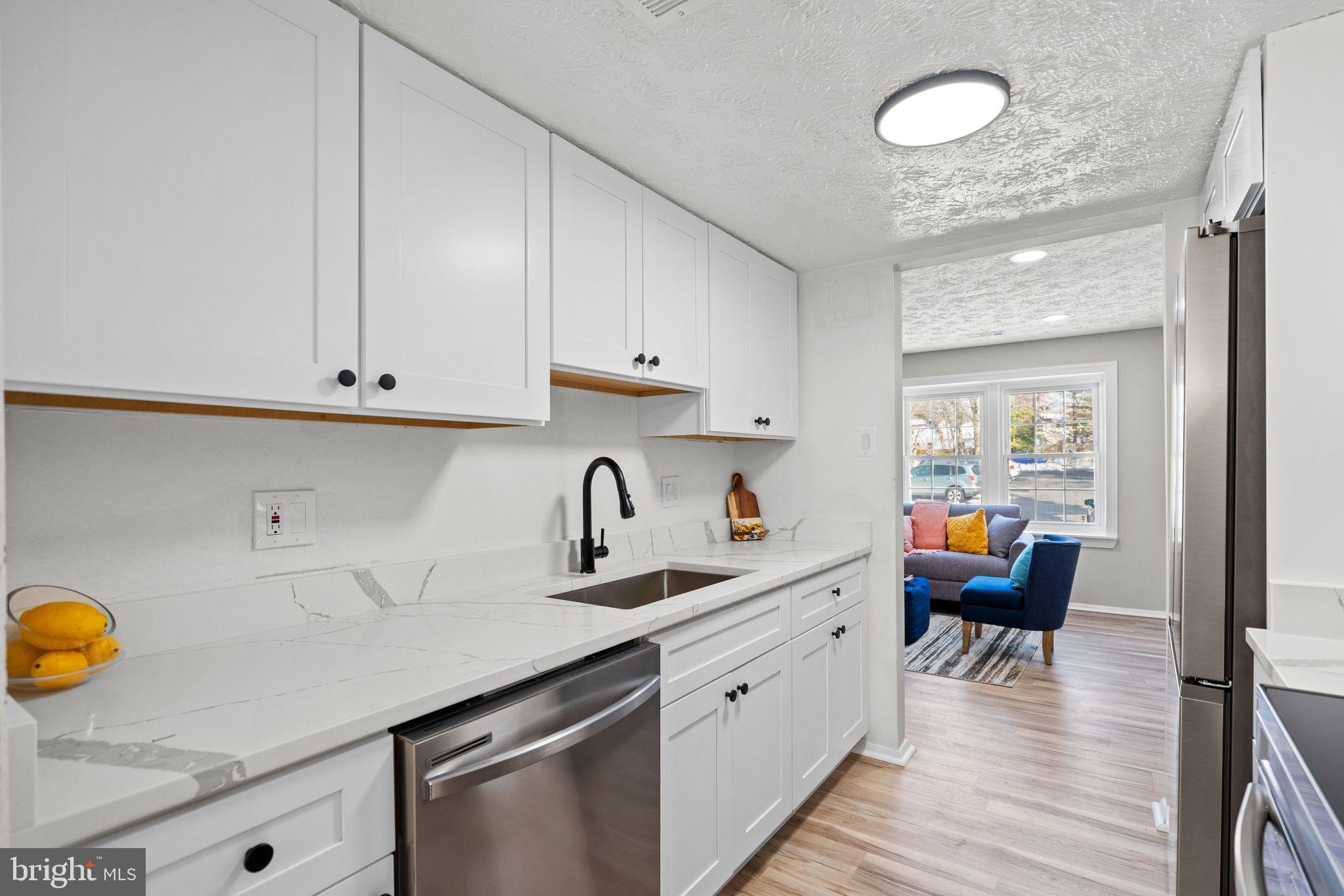 WHITFIELD GREEN - Residential