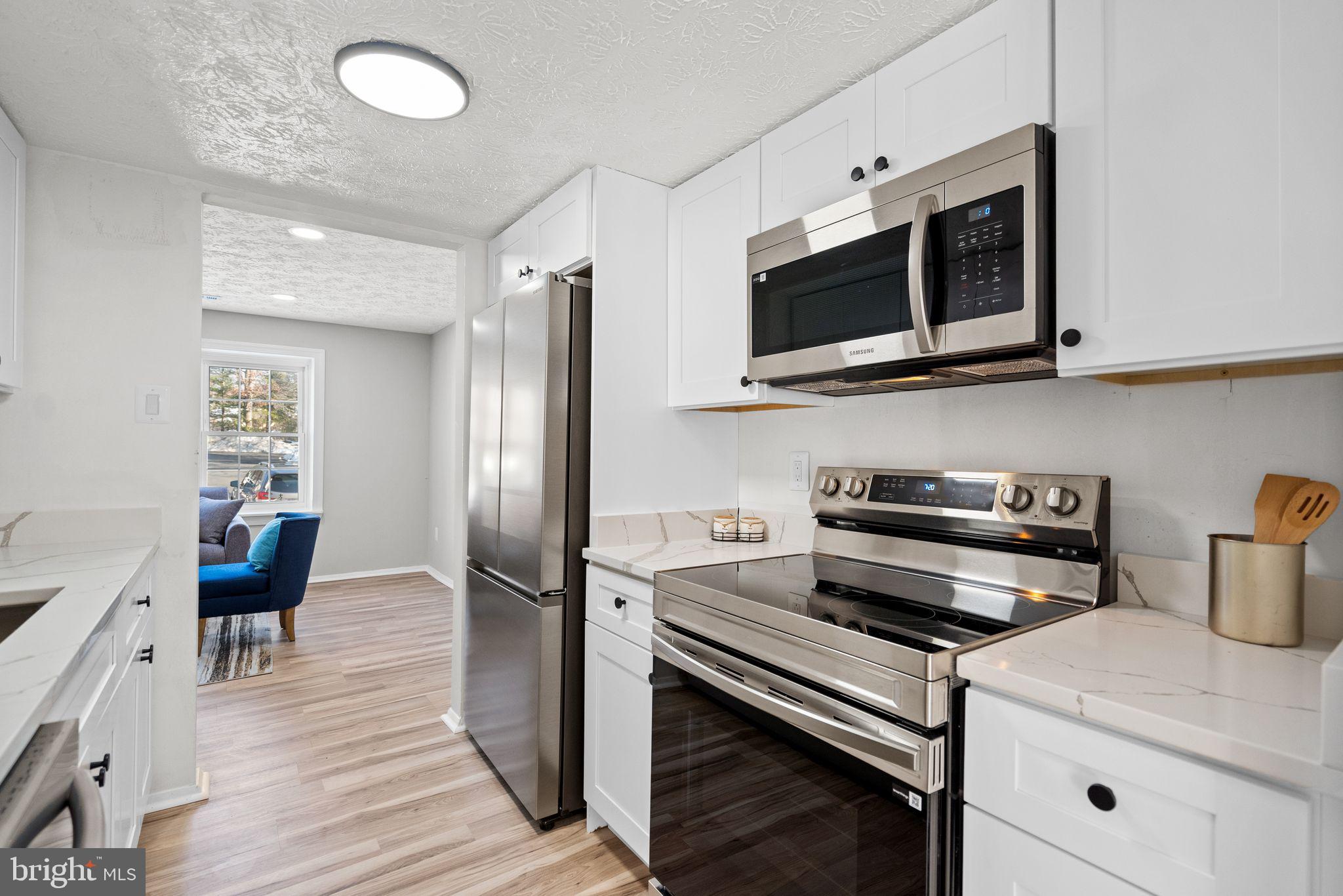 WHITFIELD GREEN - Residential