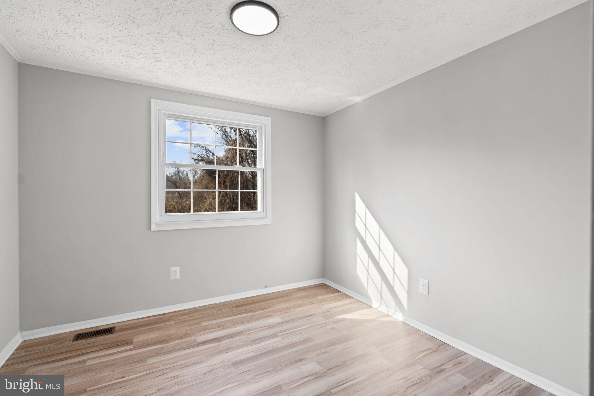 WHITFIELD GREEN - Residential