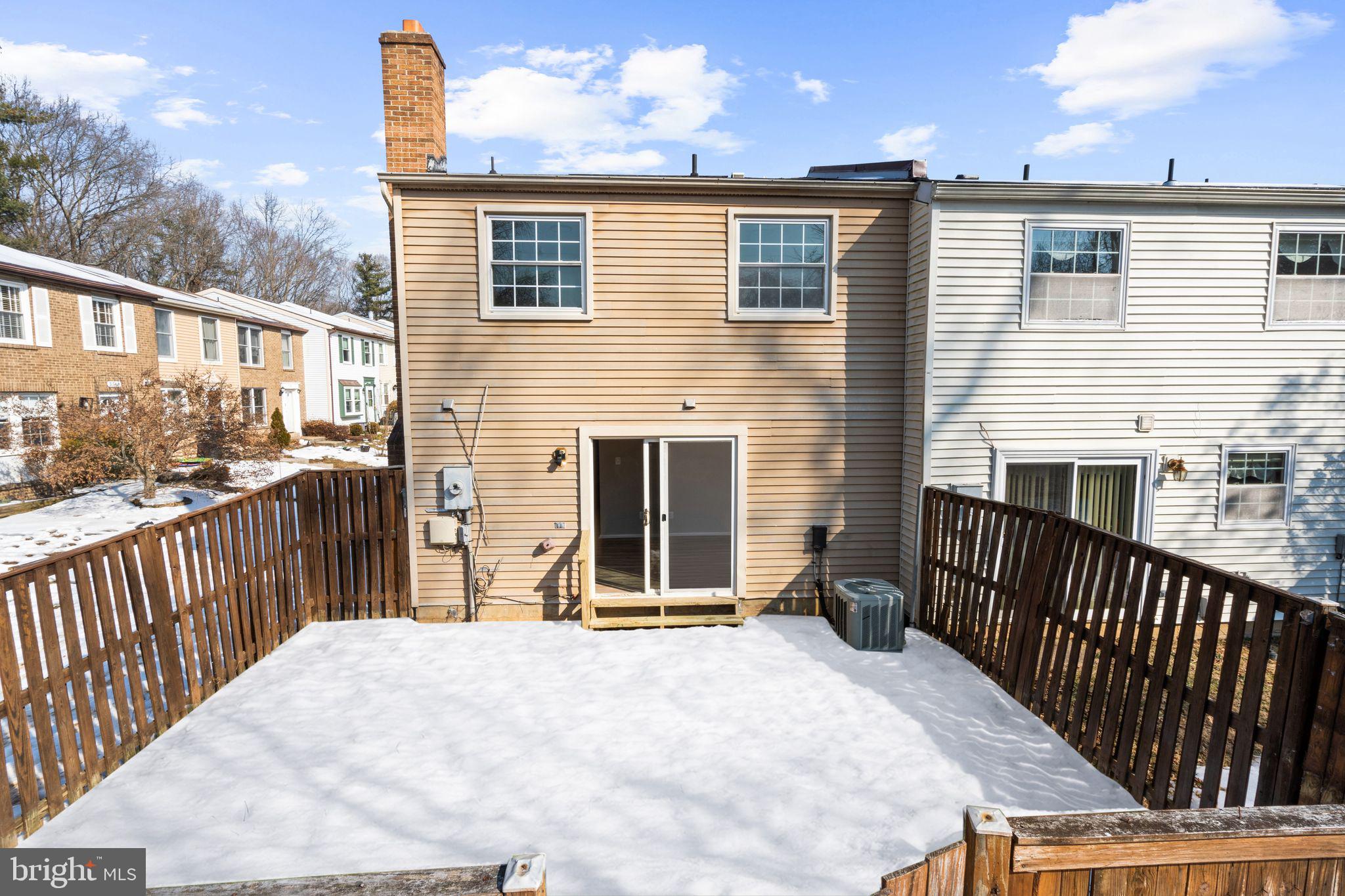 WHITFIELD GREEN - Residential