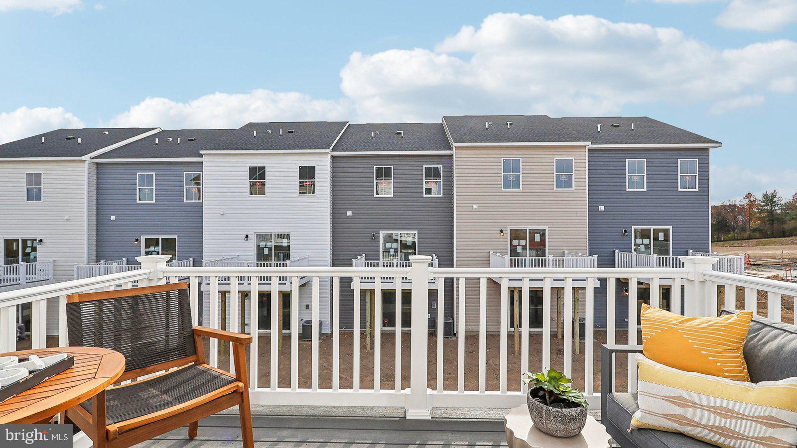 RETREAT AT WINDING CREEK - Residential