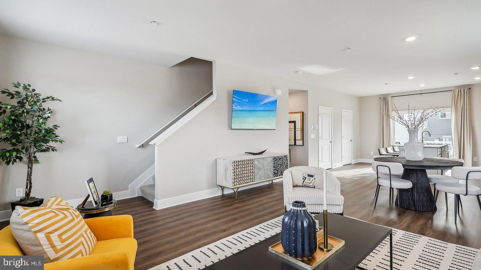 RETREAT AT WINDING CREEK - Residential
