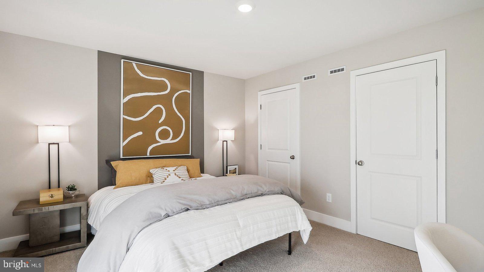 RETREAT AT WINDING CREEK - Residential
