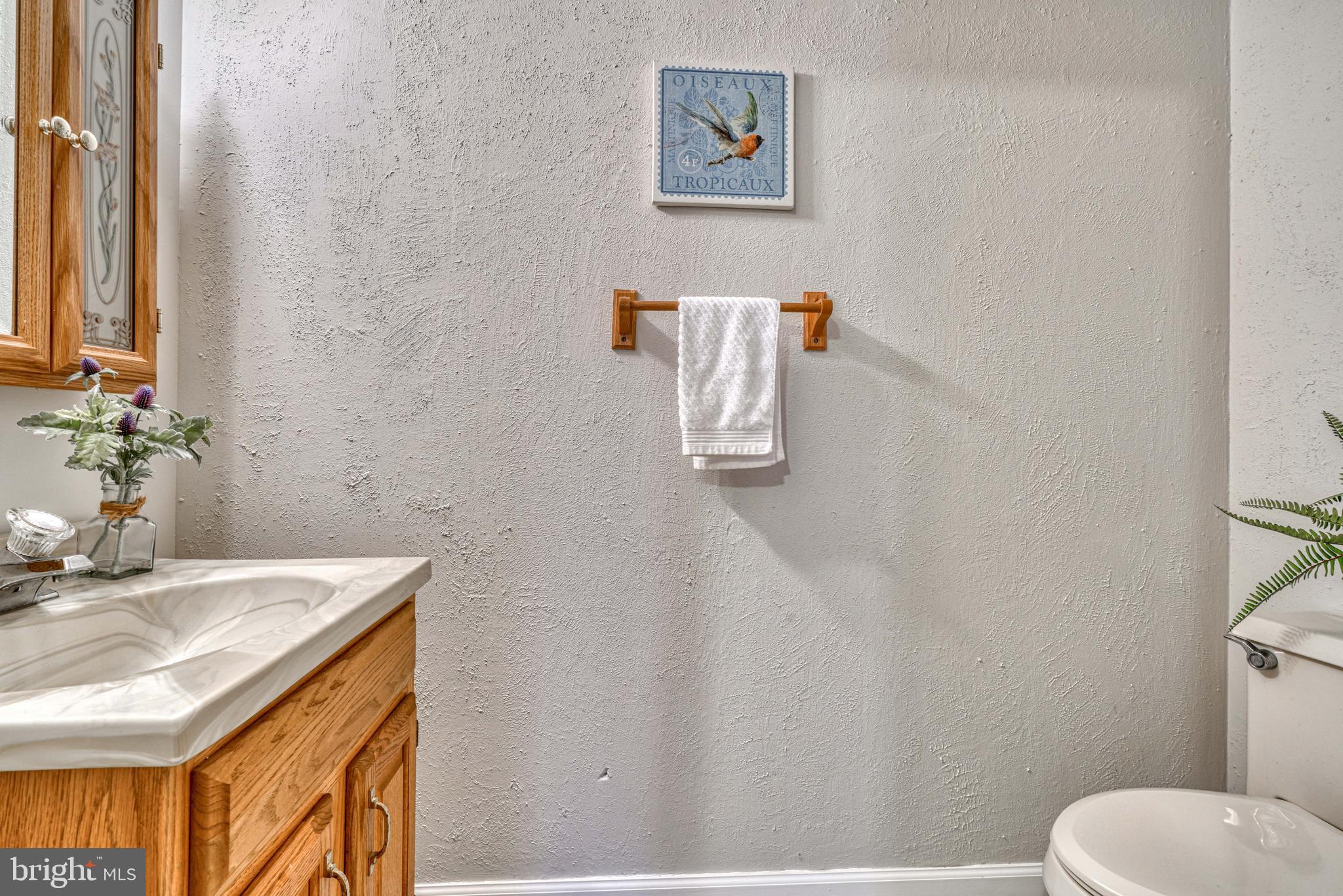 SEVEN COURTS - Residential