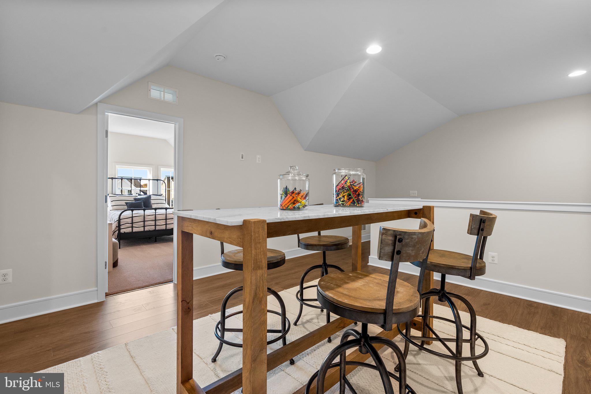 SOUTH 620 - Residential