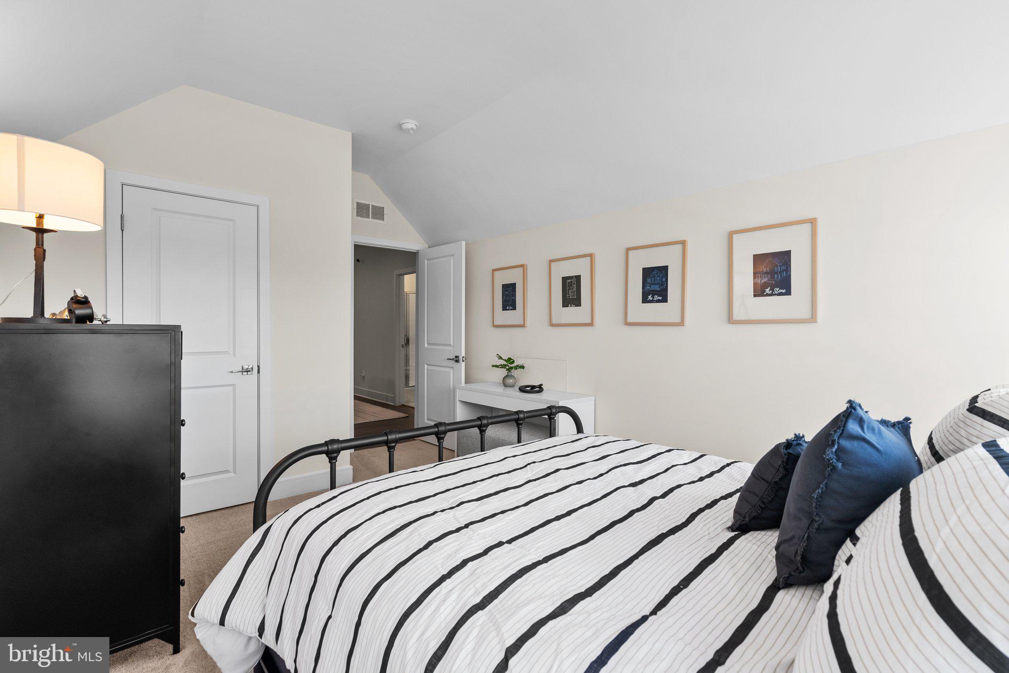 SOUTH 620 - Residential