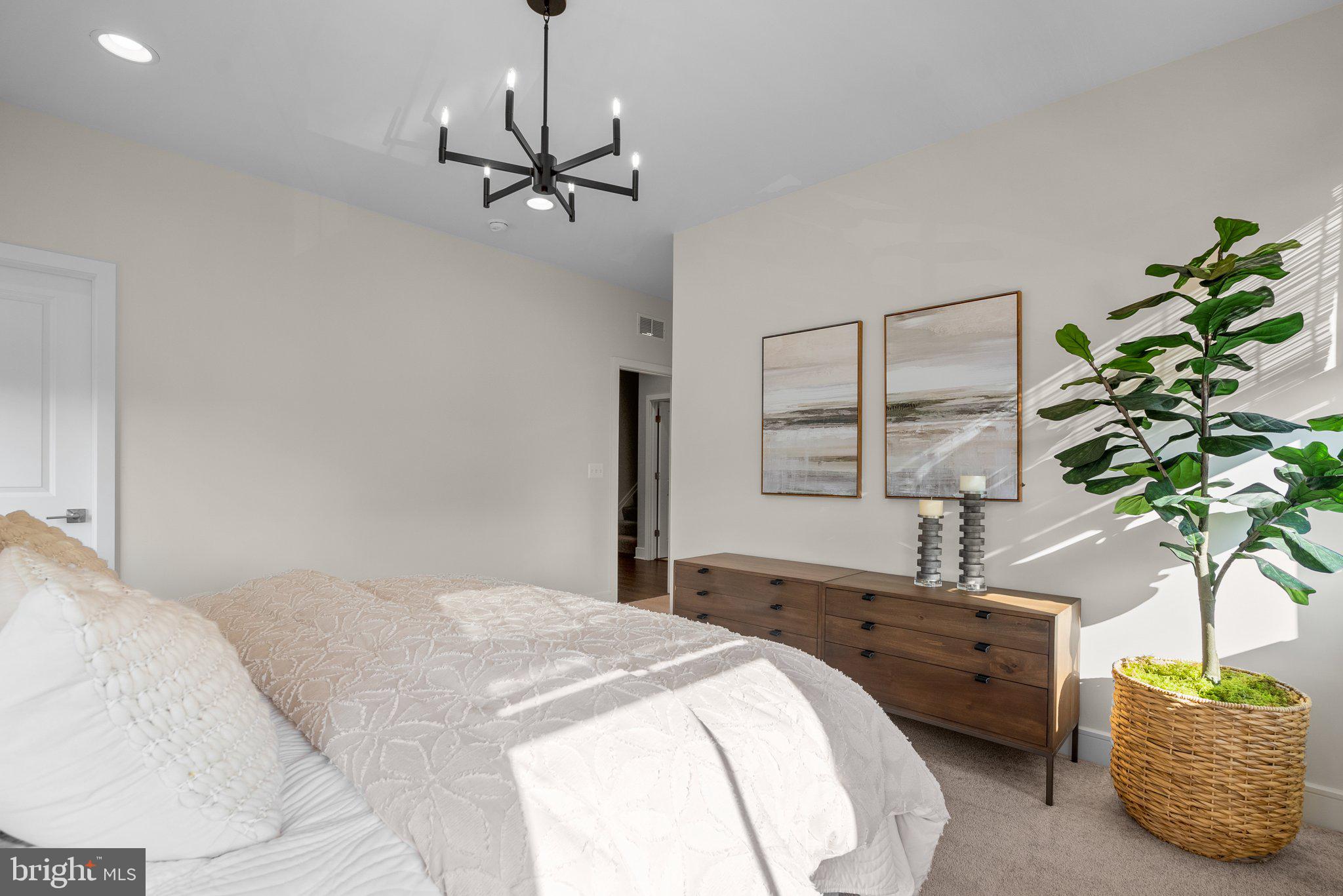 SOUTH 620 - Residential