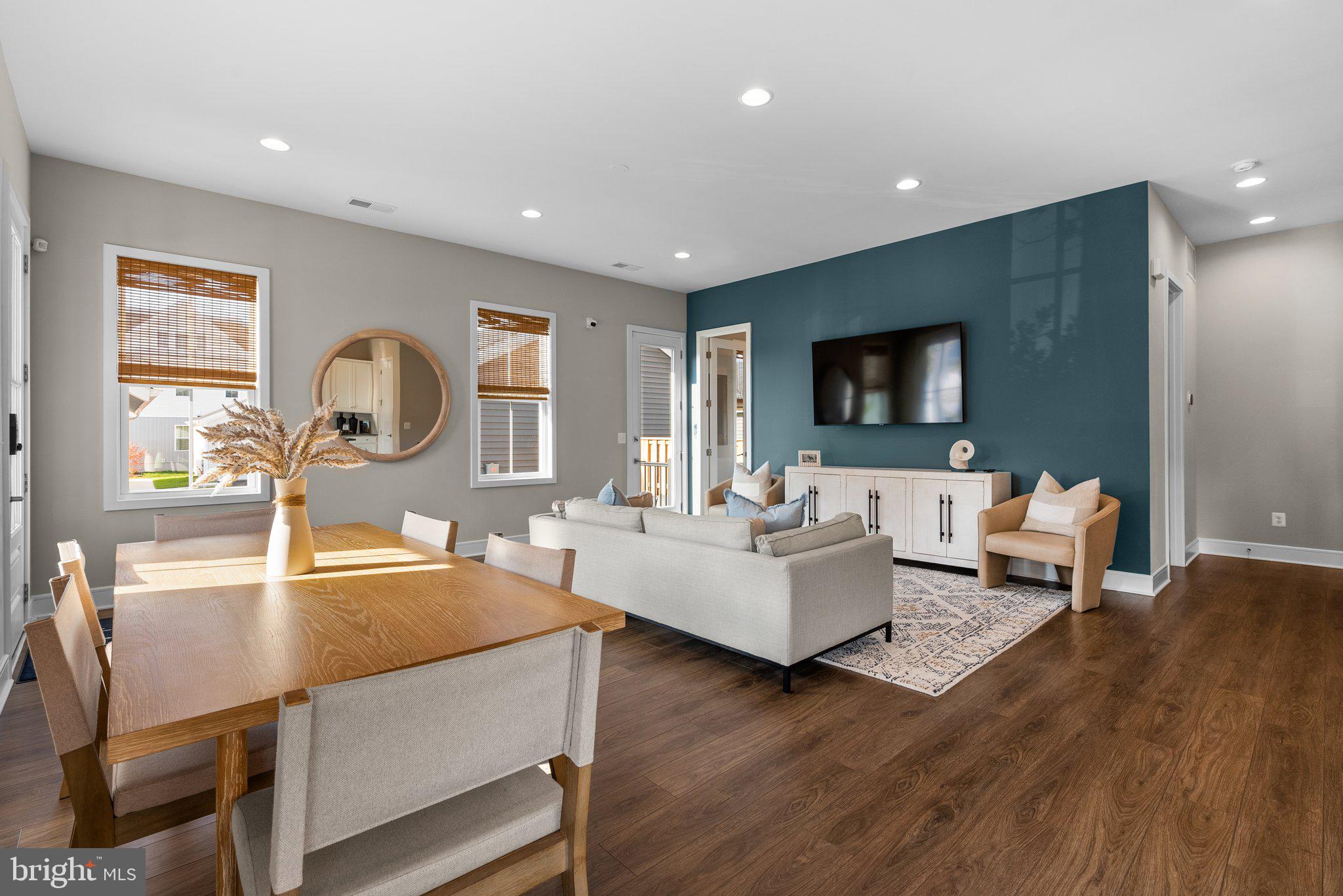 SOUTH 620 - Residential